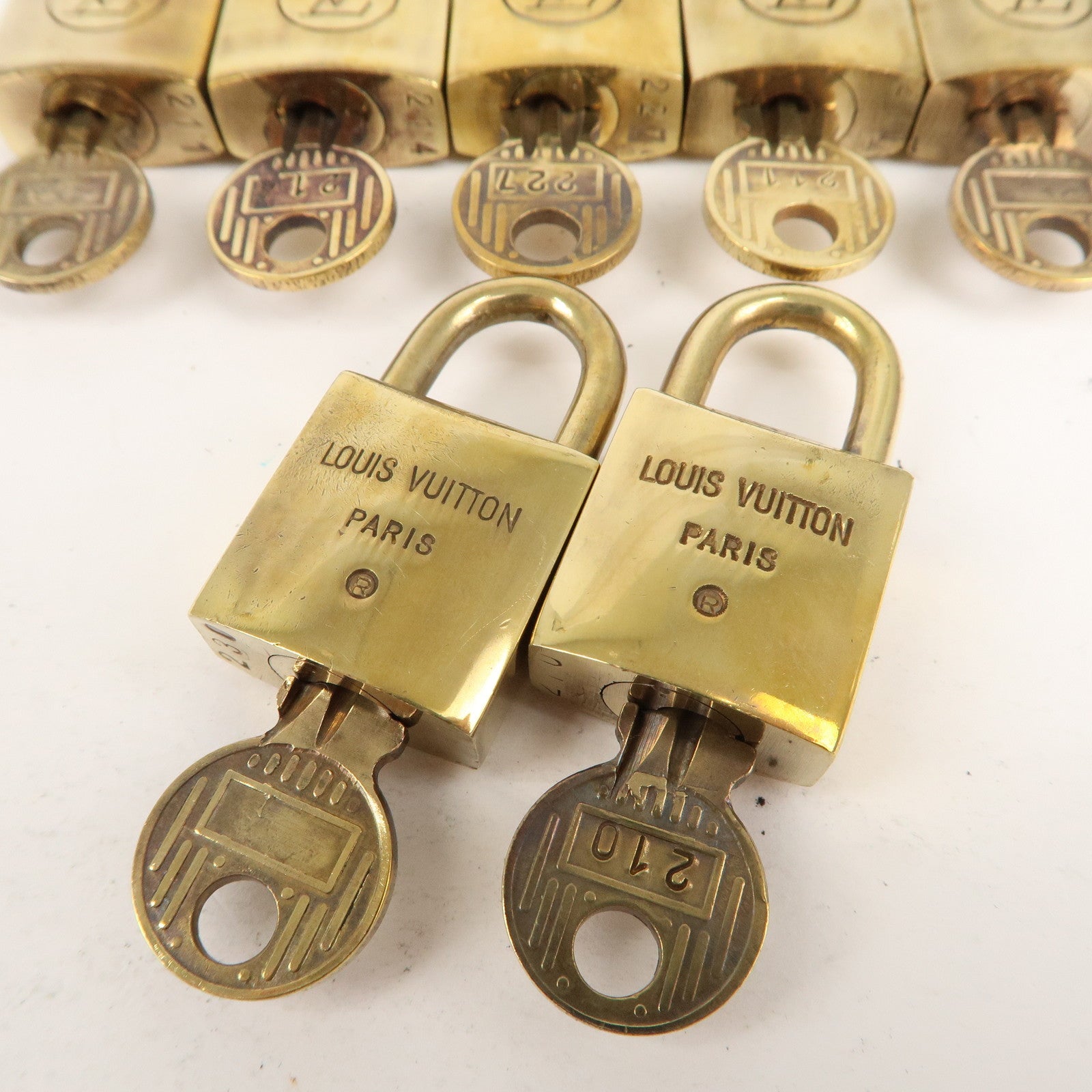 Louis Vuitton New Lock/Keys Silver Set