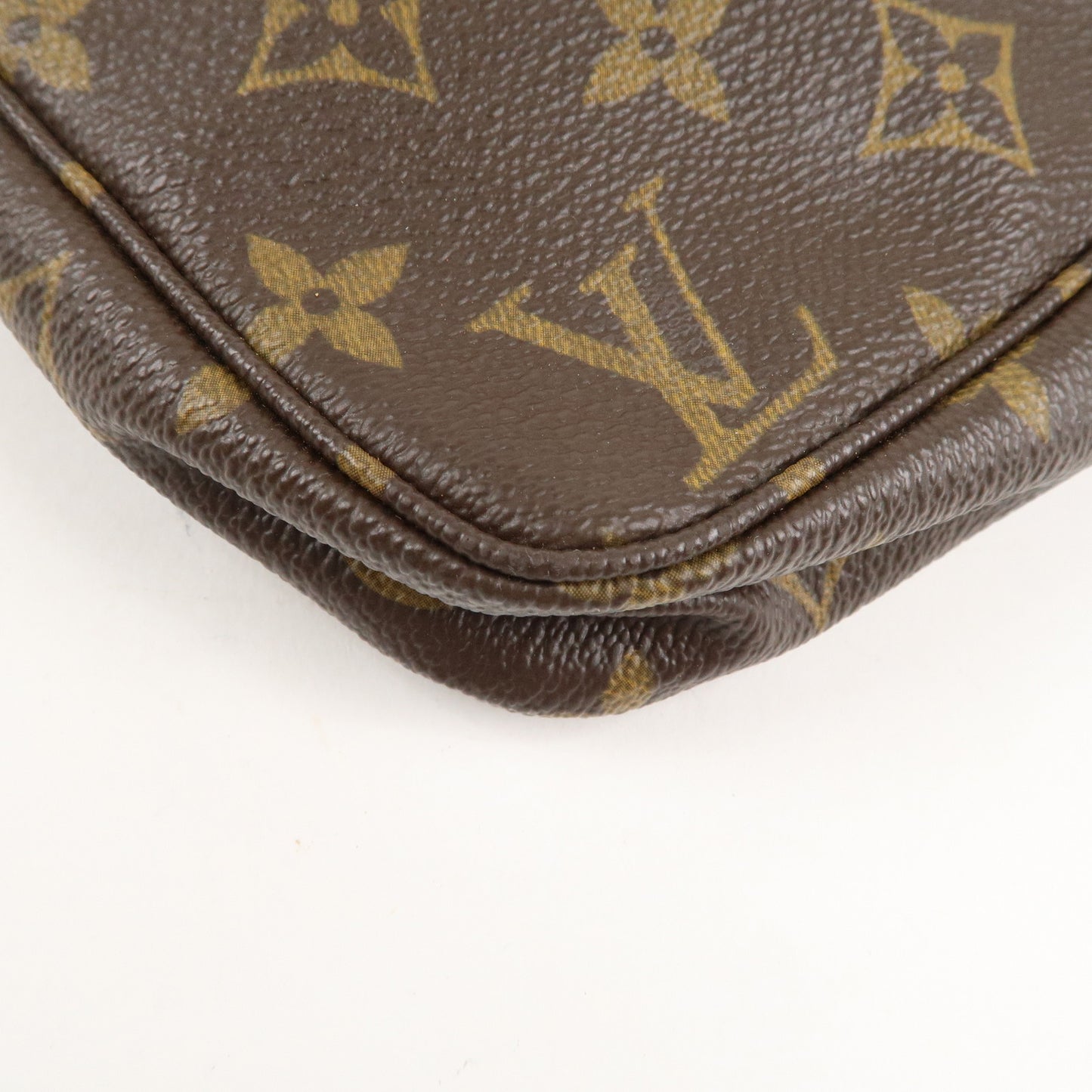 Louis Vuitton Monogram Pochette Accessoires Pouch M51980