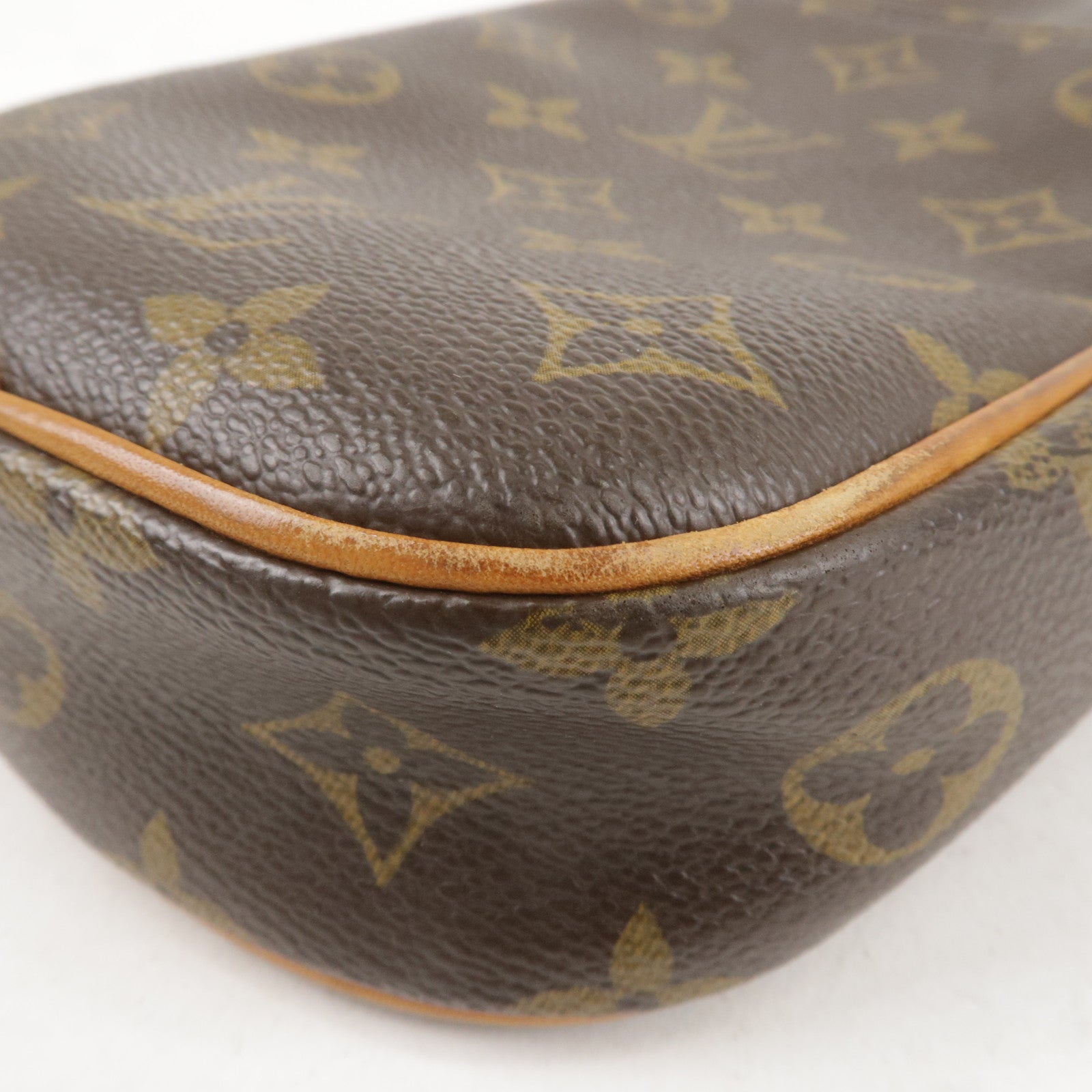 Vintage Louis Vuitton Gange Crossbody Bag 
