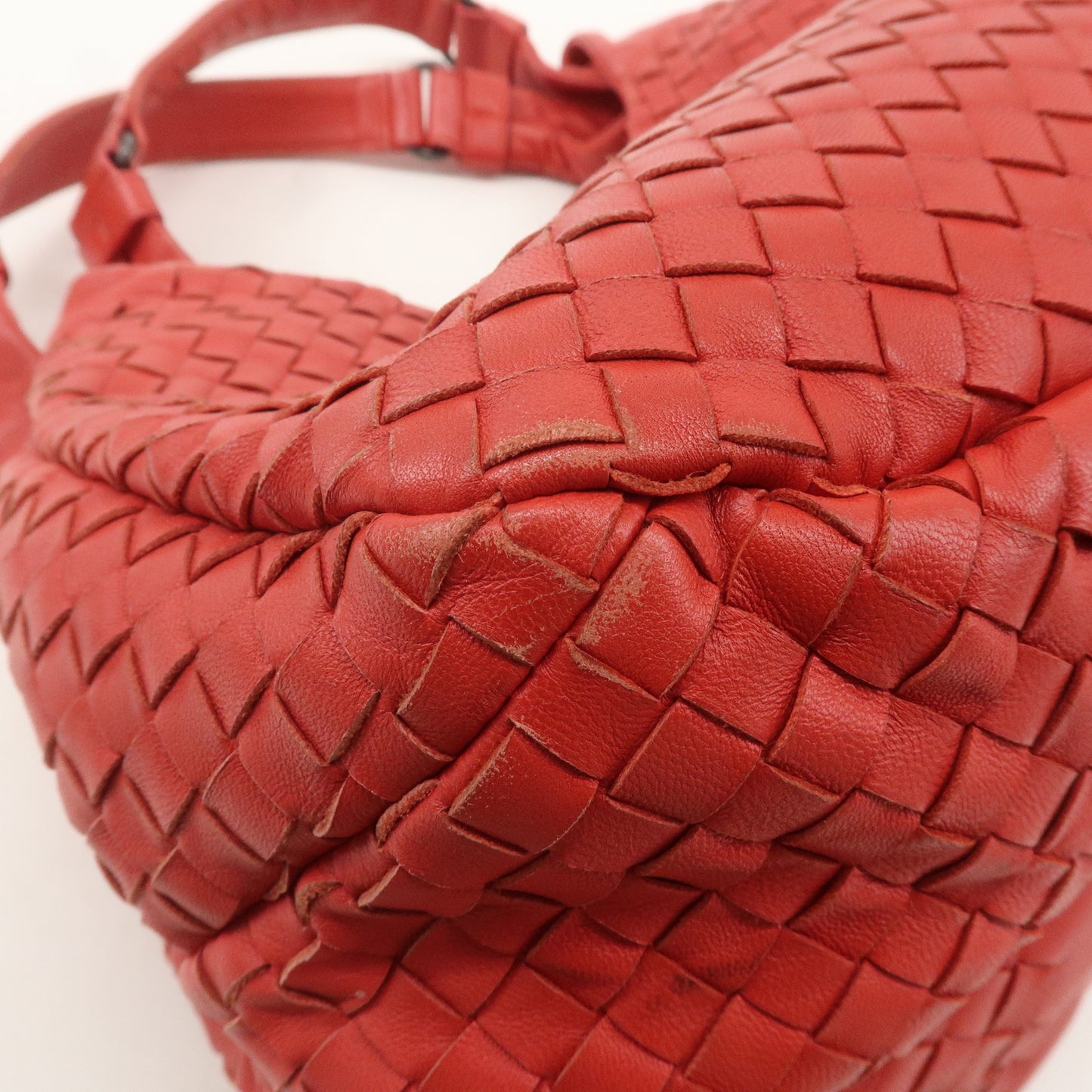 BOTTEGA VENETA Intrecciato Leather Shoulder Bag Red 125787