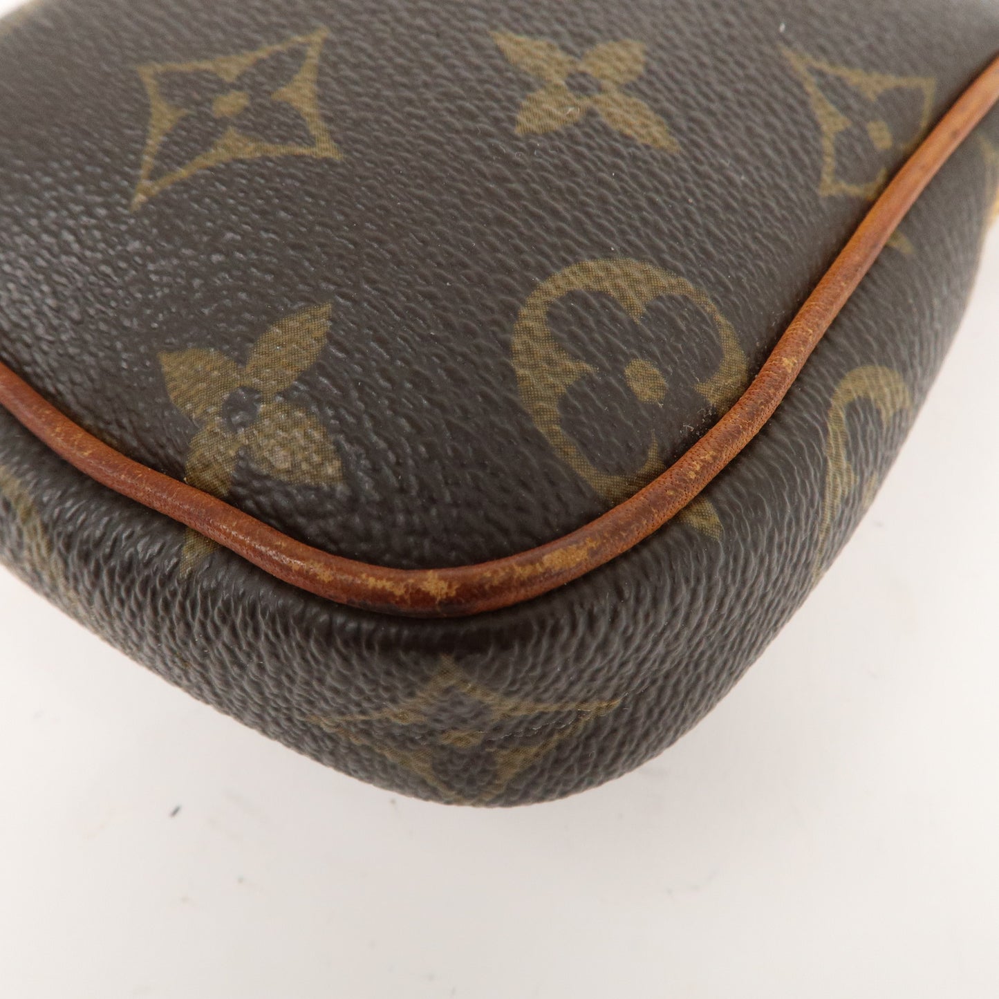 Louis Vuitton Monogram Pochette Cancun Shoulder Bag M60018