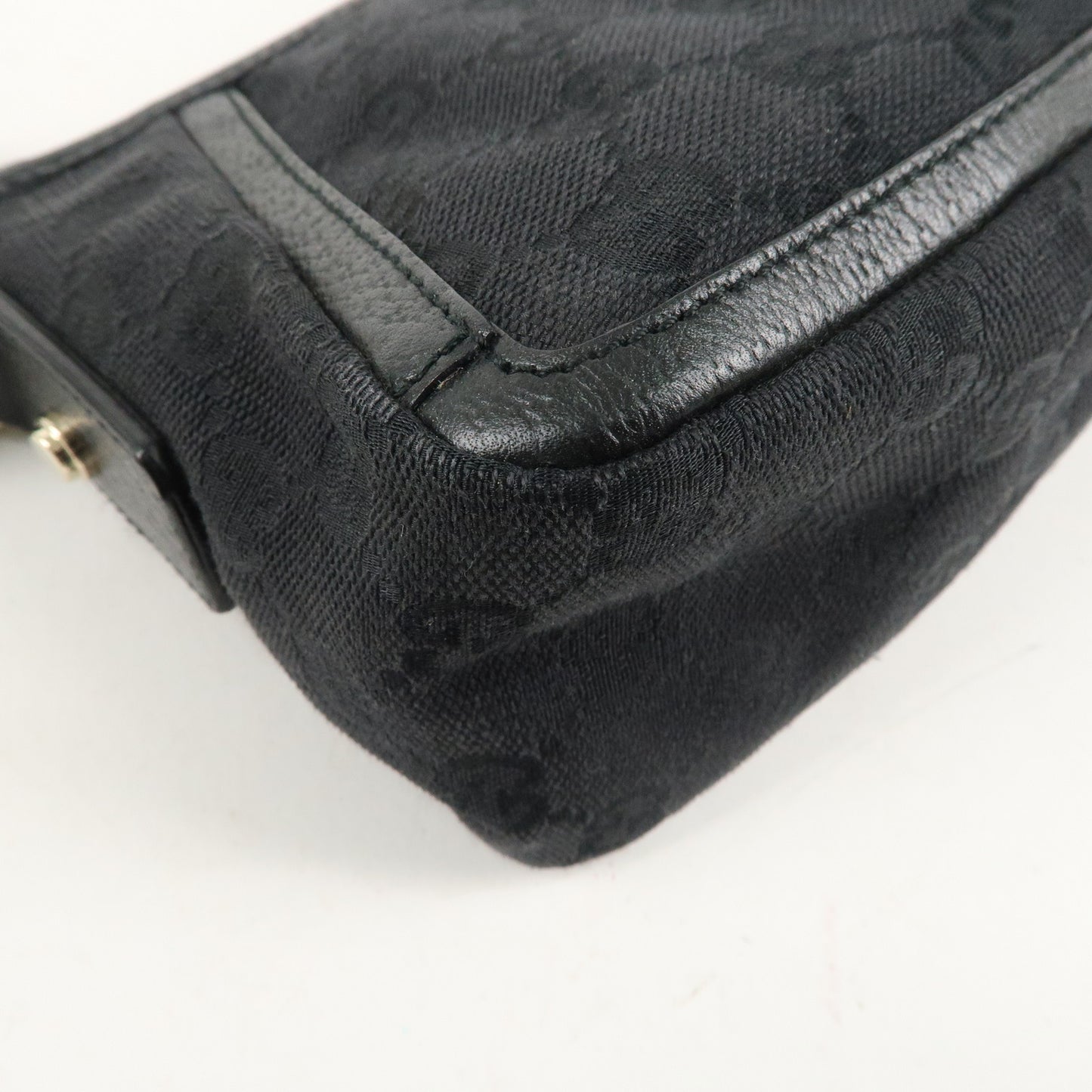 GUCCI Abbey GG Canvas Leather Hand Bag Purse Black 130939