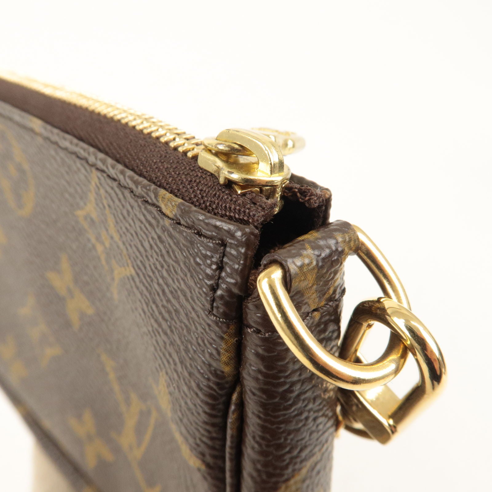 Shop Louis Vuitton Mini Pochette Accessoires (M58009) by lemontree28