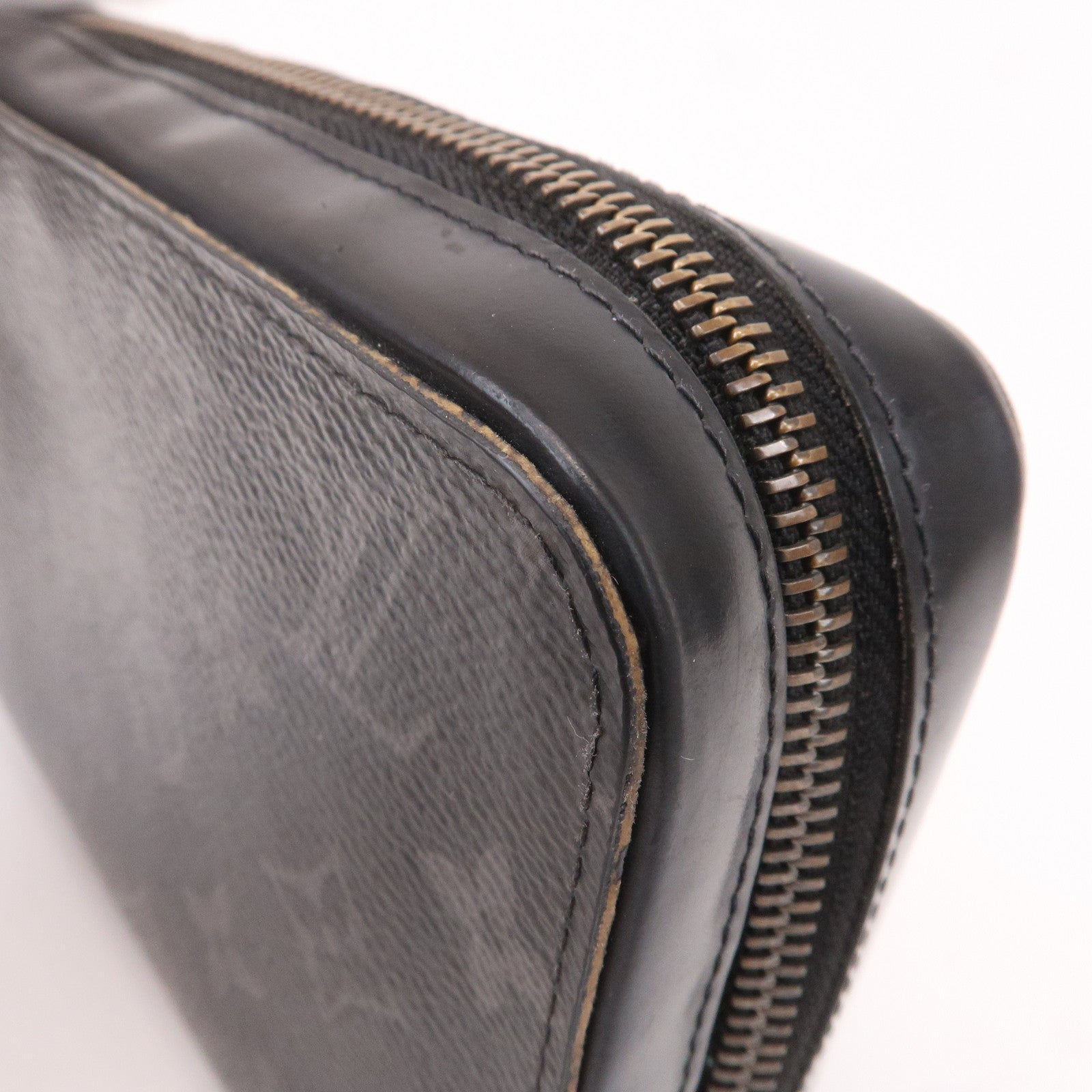 Shop Louis Vuitton Zippy Xl Wallet (M61698, M61698) by KYW_BM_58X