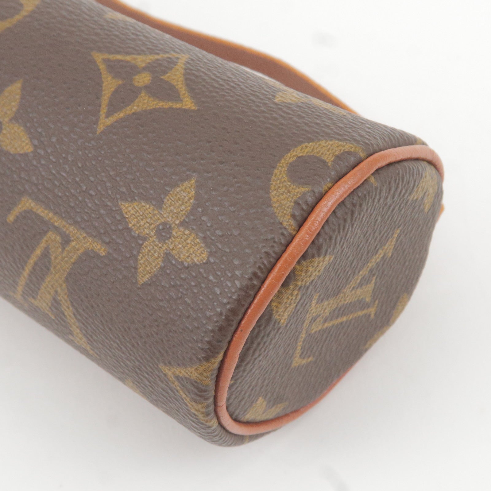 Hand - Louis - Monogram - Papillon - Louis Vuitton portefeuille