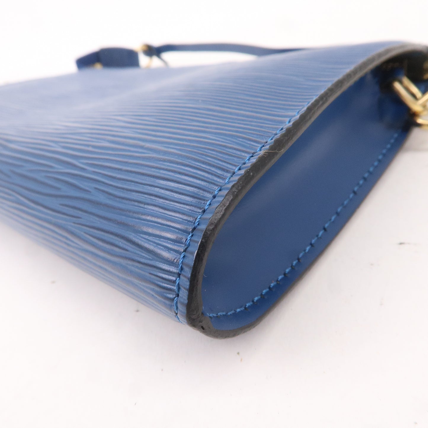 Louis Vuitton Epi Pochette Accessoires Pouch Toledo Blue M52945