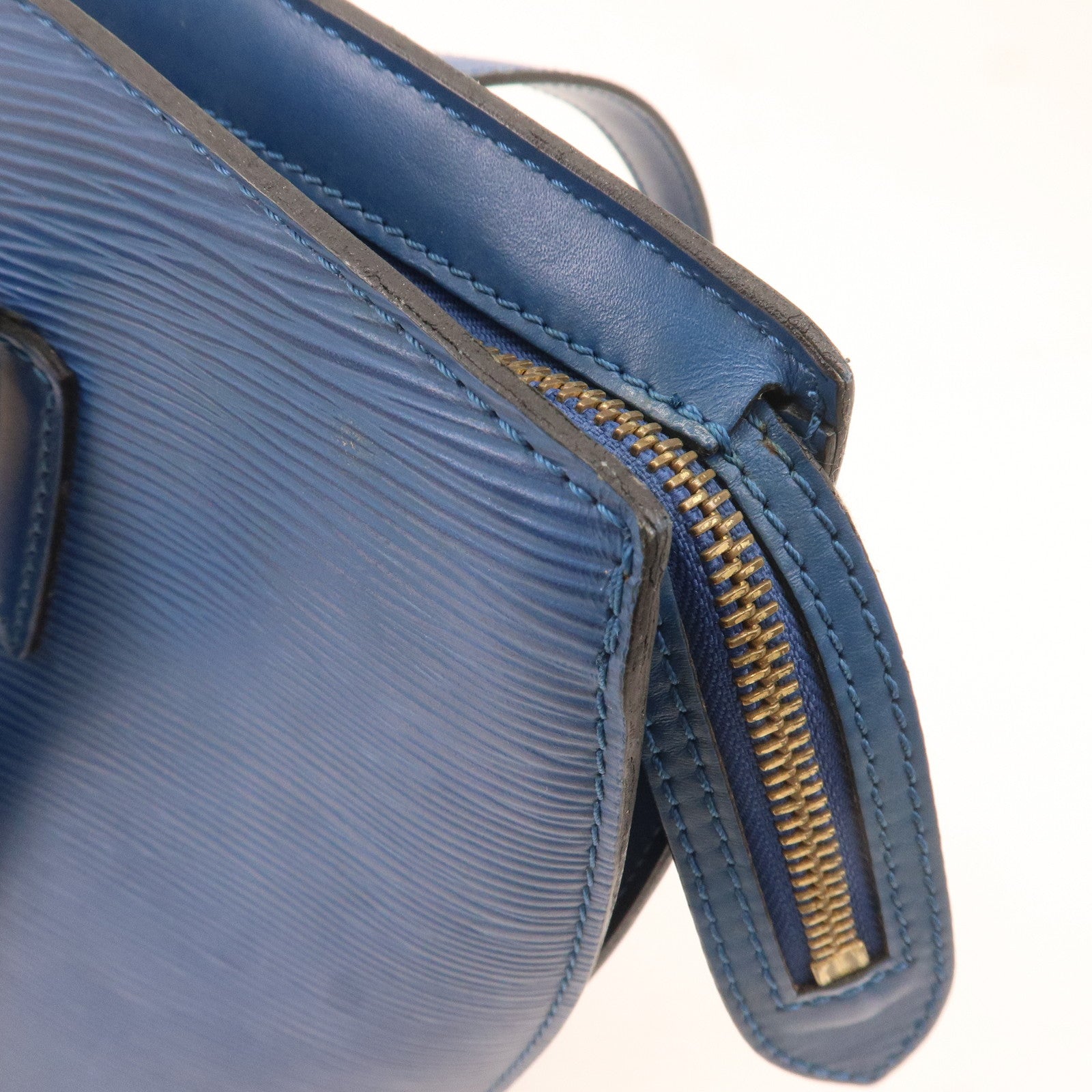 LOUIS VUITTON Saint Jacques Long Strap Blue EPI Leather Handbag Shoulder Bag