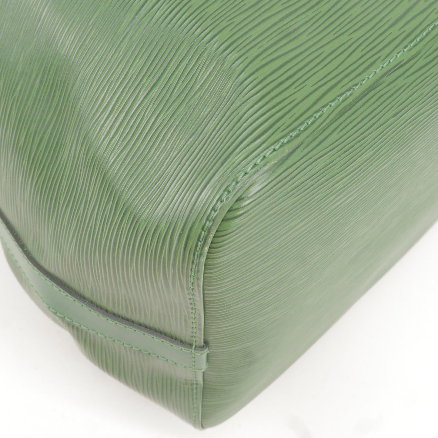 Louis Vuitton Borneo Green Epi Leather Petit Noe Shoulder Bag