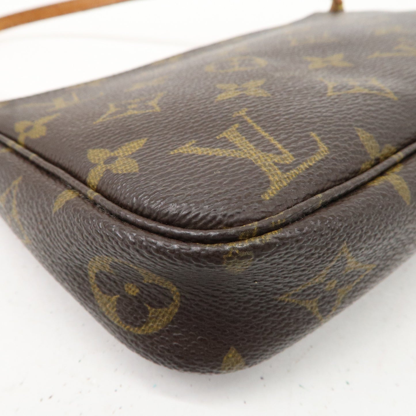 Louis Vuitton Monogram Pochette Accessoires Hand Bag M51980