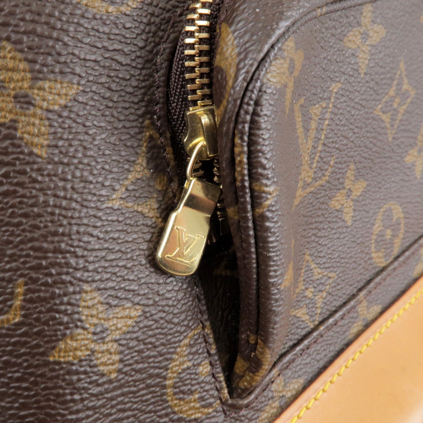 Louis Vuitton Monogram Montsouris MM Back Pack Bag M51136