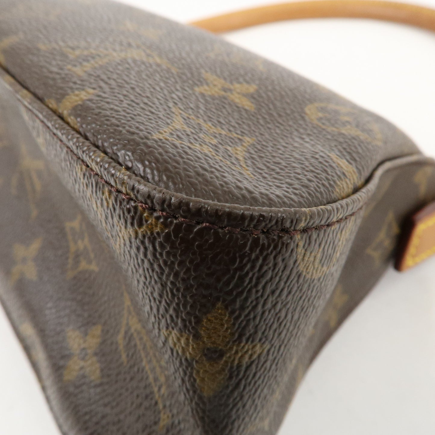 Louis Vuitton Monogram Mini Looping Shoulder Bag Hand Bag M51147