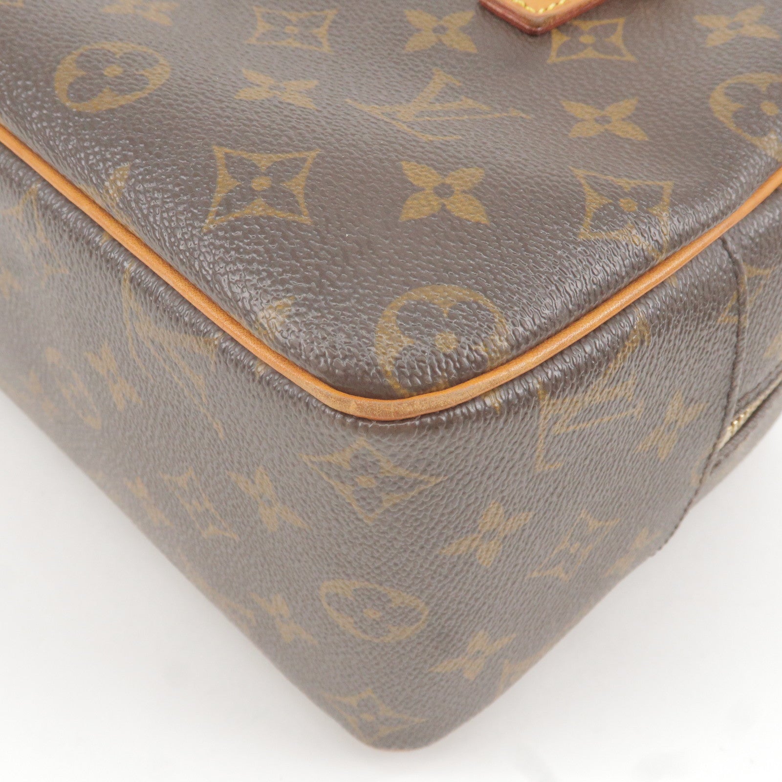 Louis Vuitton Papillon 26 Brown Canvas Handbag (Pre-Owned)