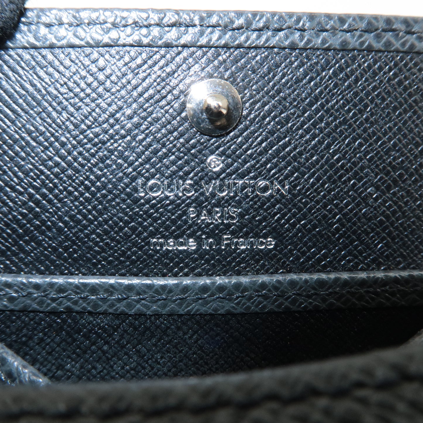 Louis Vuitton Taiga Porte Monnaie Boite Coin Case Ardoise M30382