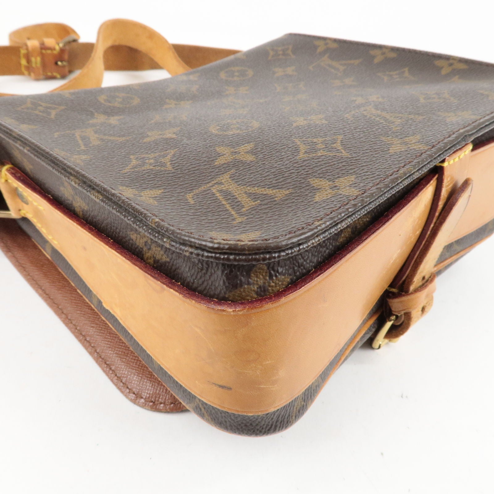 Louis-Vuitton-Monogram-Cartouchiere-22-Crossbody-Bag-M51253 –  dct-ep_vintage luxury Store