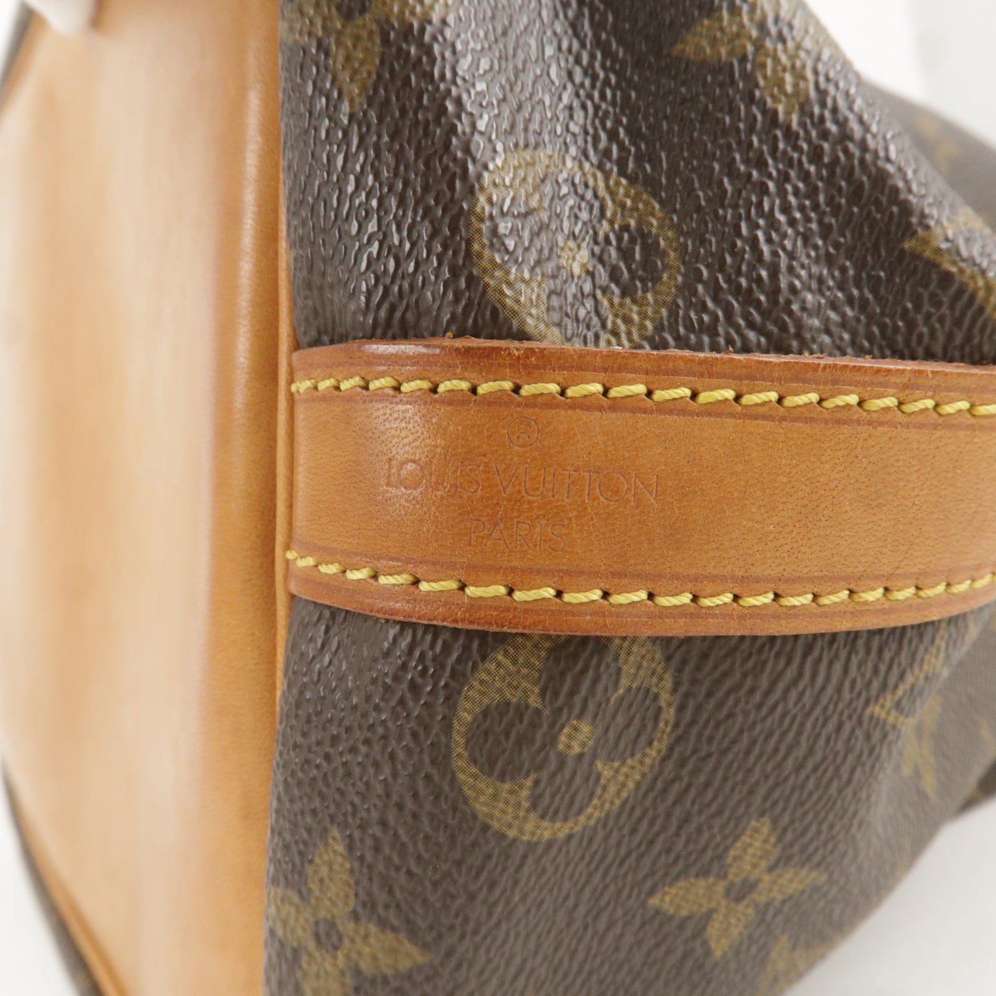 Used Louis Vuitton Petit Noe M42226/Drawstring/Shoulder  Bag/Leather/Pvc/Brown B