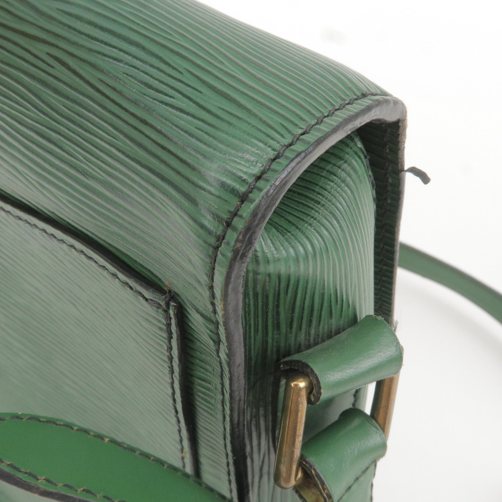 Louis-Vuitton-Epi-Saint-Cloud-Shoulder-Bag-Green-M52194 – dct