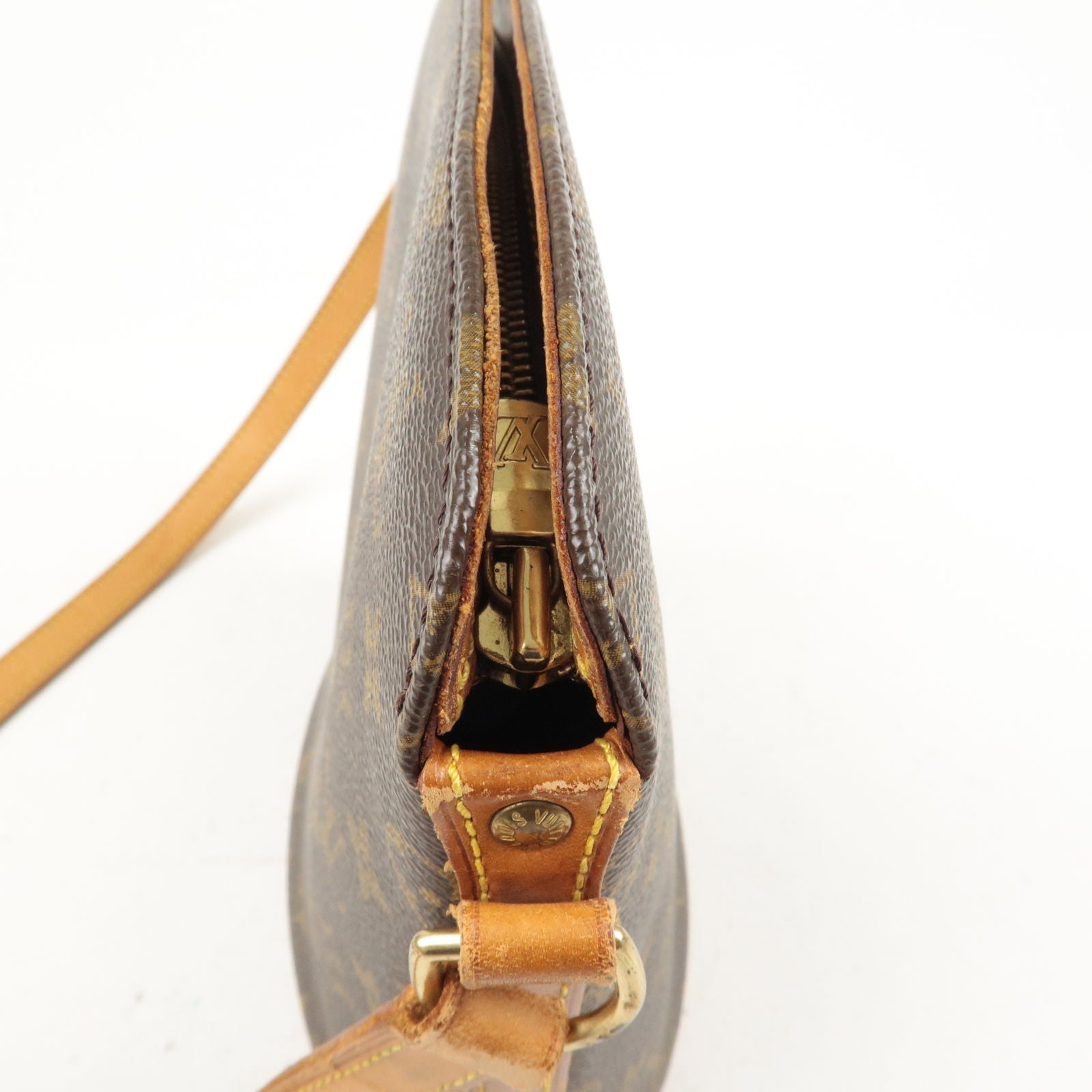 Louis Vuitton Drouot  Vintage louis vuitton handbags, Louis