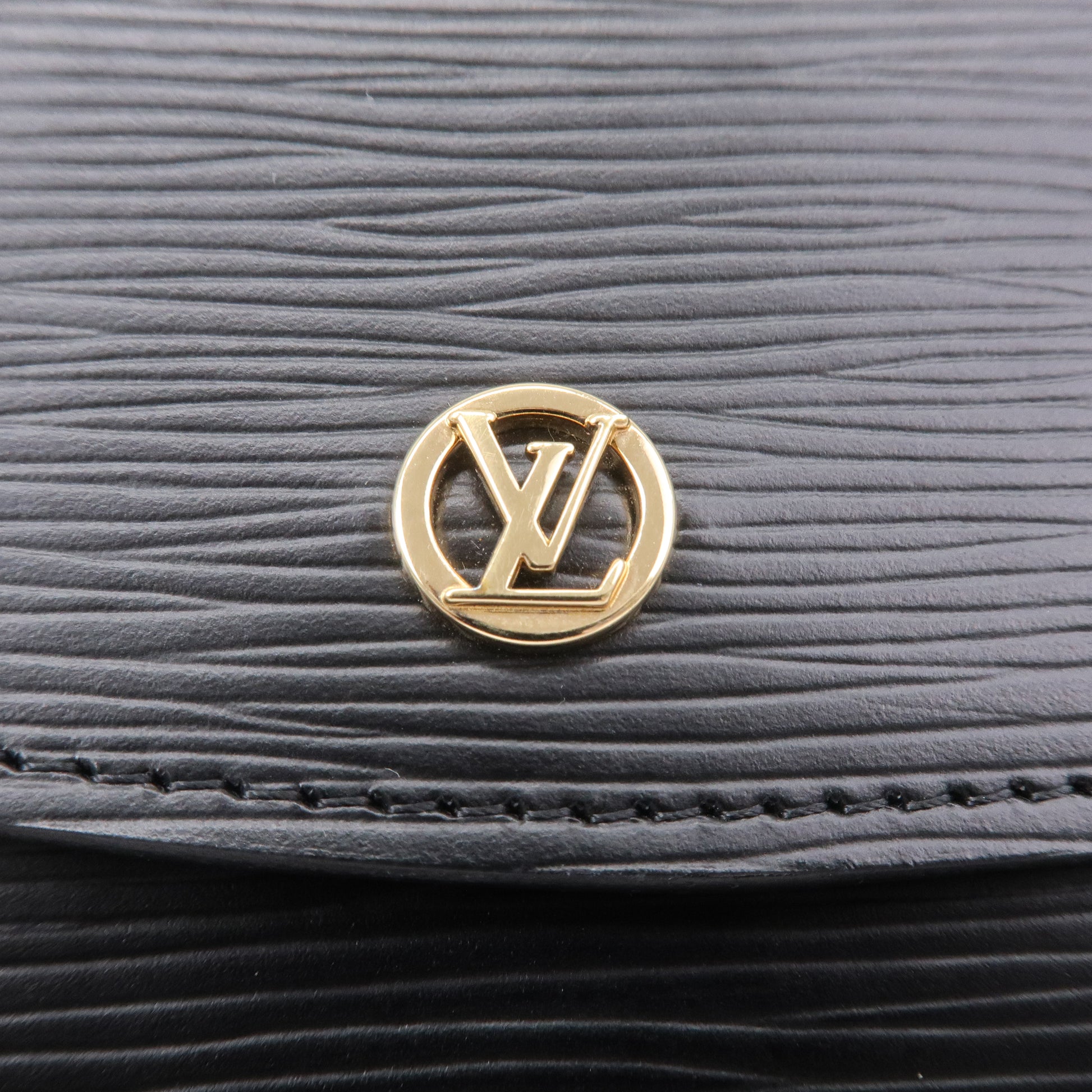 Louis Vuitton Cassis Epi Leather Montaigne Clutch Bag Louis Vuitton