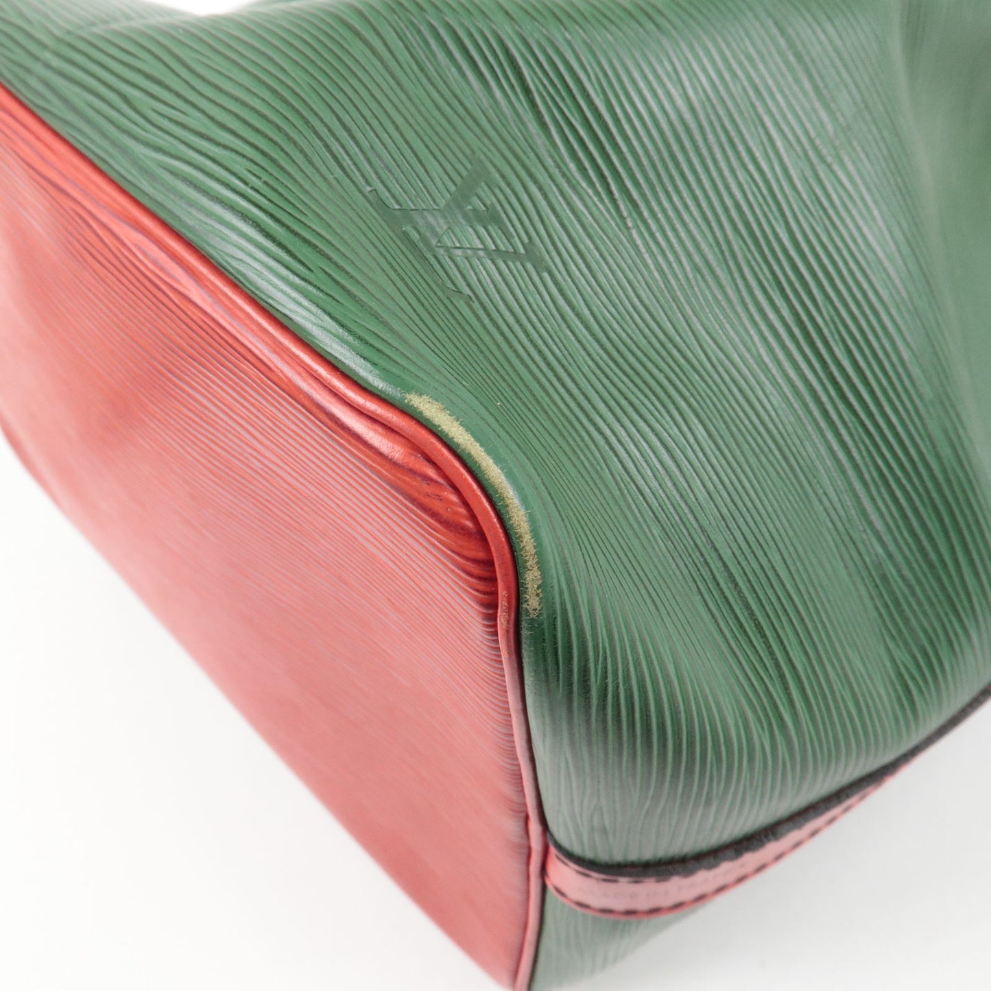 Louis Vuitton Epi Petit Noe Shoulder Bag Green Red M44147