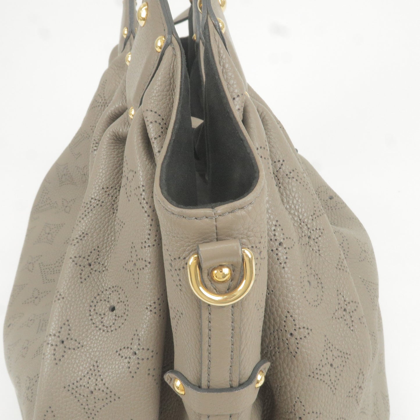 Louis Vuitton Monogram Mahina XL Shoulder Bag Gris Elephant M95763