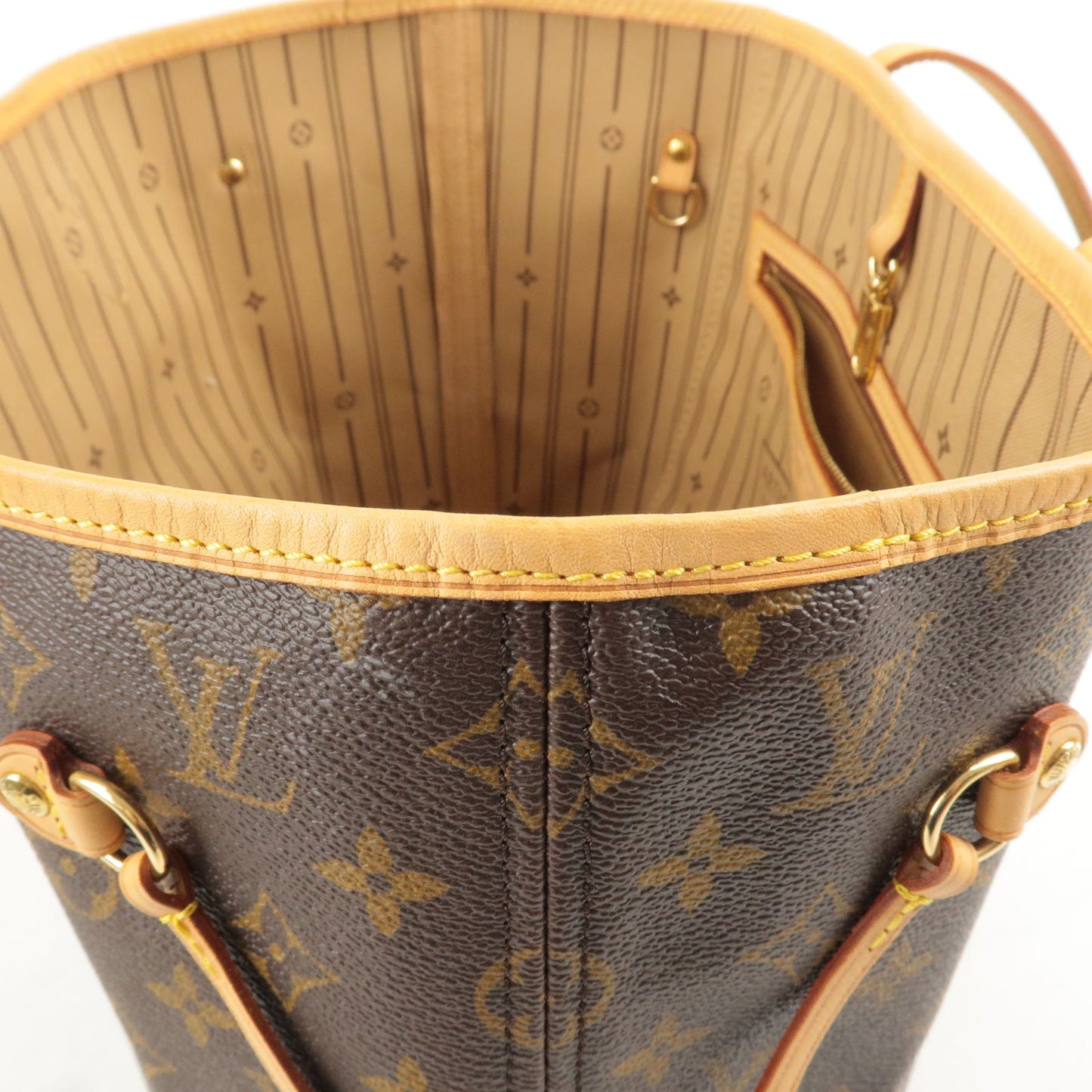 Louis Vuitton Monogram Neverfull MM Tote Bag M40156