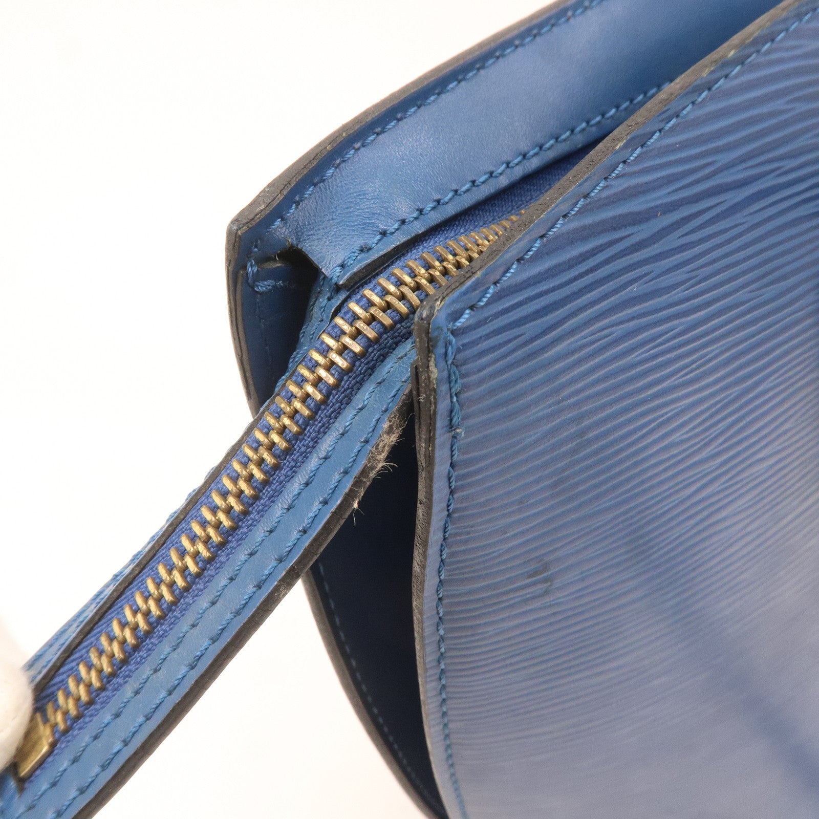 LOUIS VUITTON Saint Jacques Long Strap Blue EPI Leather Handbag