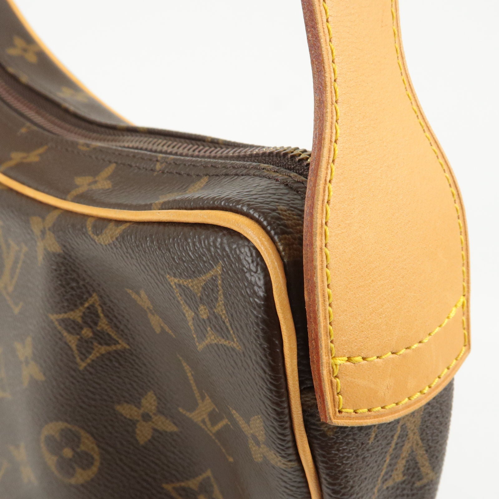 Louis-Vuitton-Monogram-Croissant-MM-Shoulder-Bag-Hand-Bag-M51512