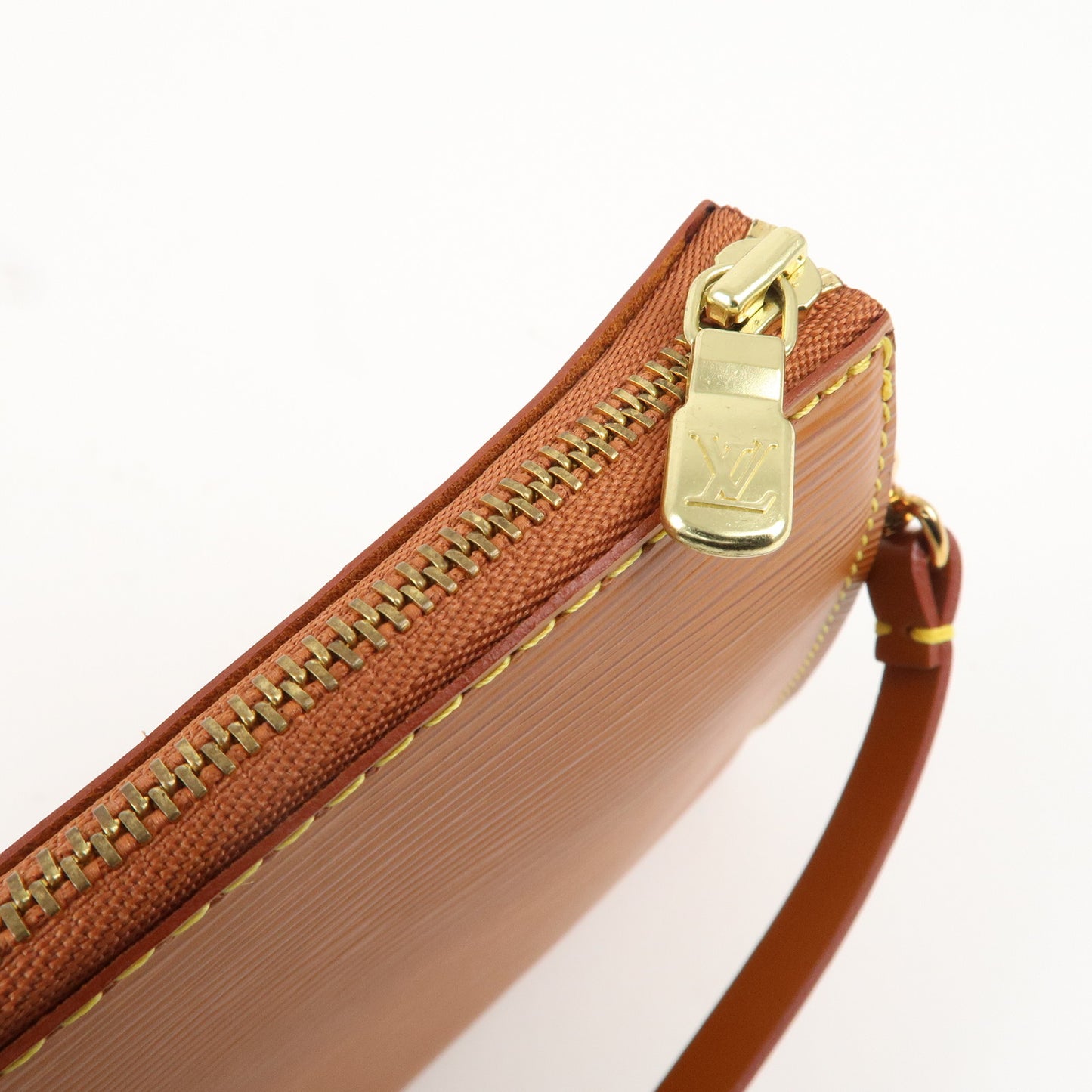 Louis Vuitton Epi Pochette Accessoires Pouch Zipang Gold M52948