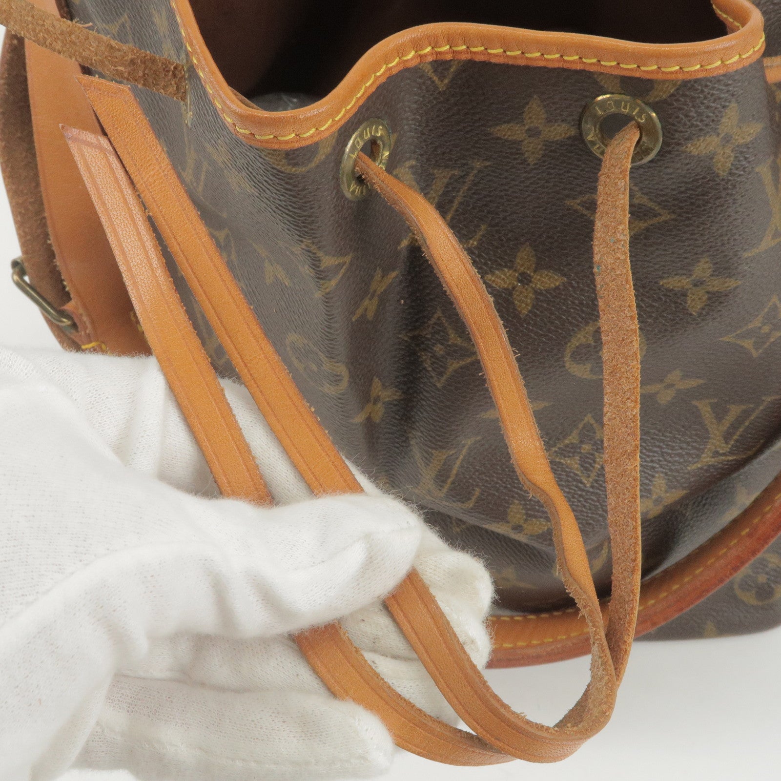 LV Bag (Vintage, Petit Monogram Bucket Bag)