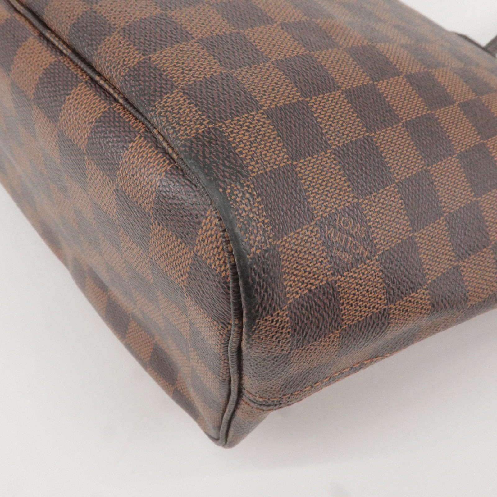 Louis Vuitton Damier Neverfull MM N41358 Tote Bag