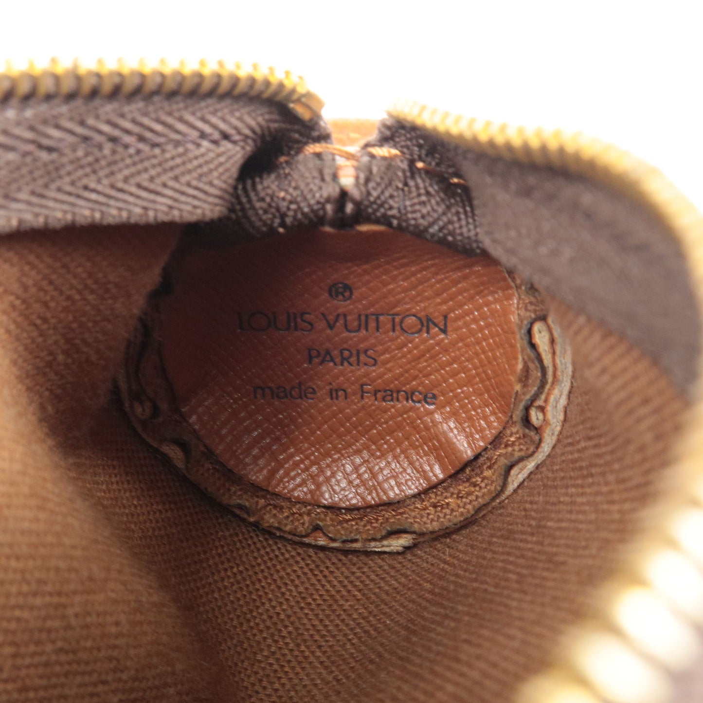 Louis Vuitton Monogram 3 Ball De Golf Ball Case M58249