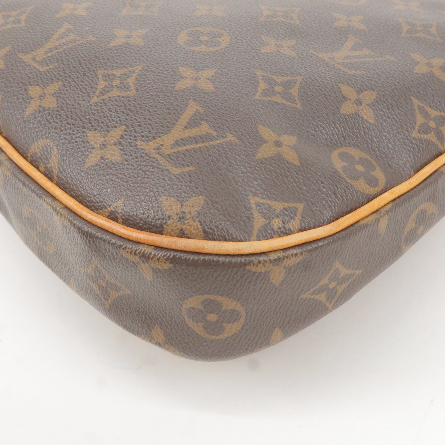 Louis Vuitton Monogram Odeon PM Shoulder Bag Crossbody Bag M56390