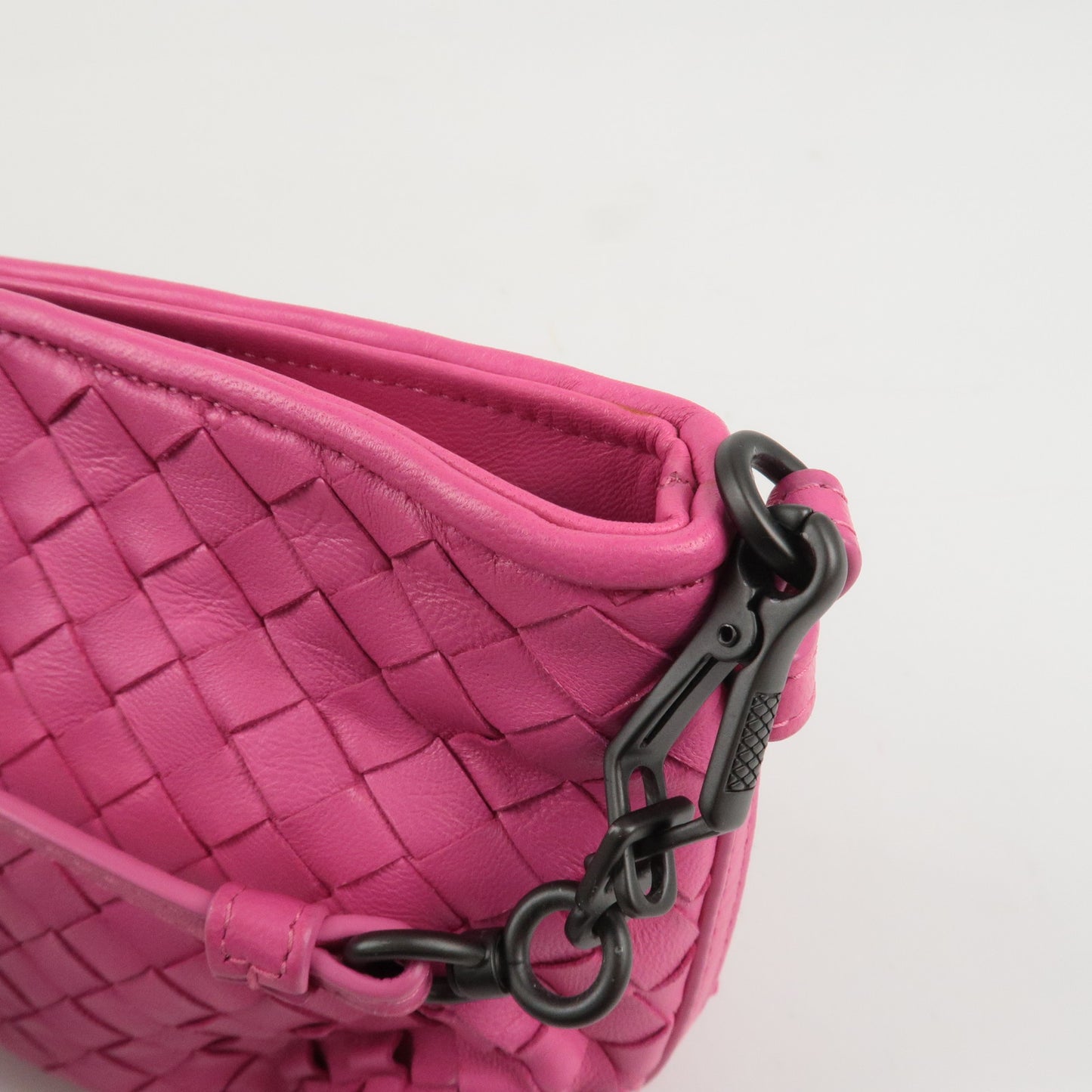BOTTEGA VENETA Intrecciato Leather Hand Bag Pink