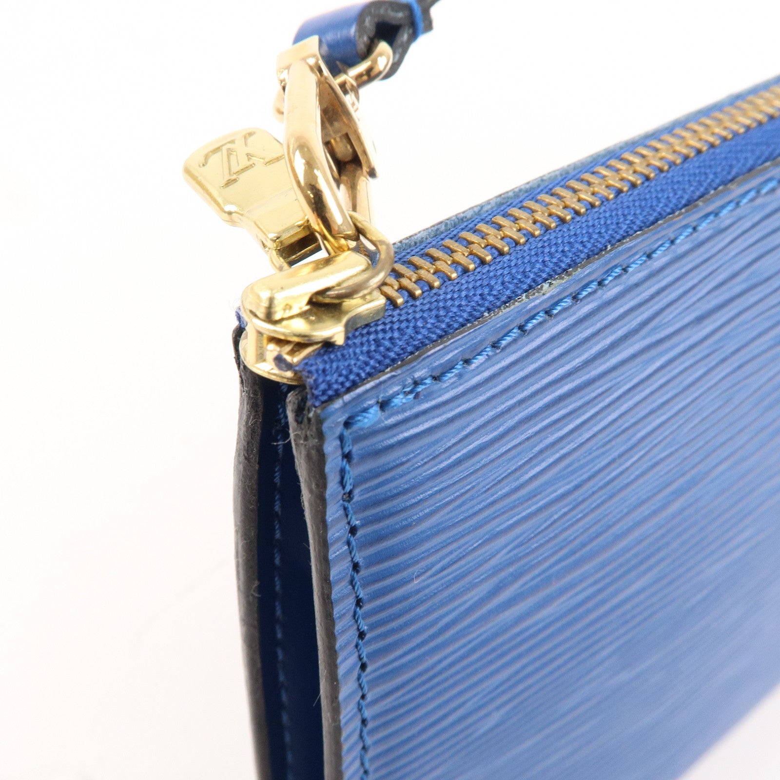 LOUIS VUITTON Epi Toledo Blue Pochette AR0954 – LuxuryPromise