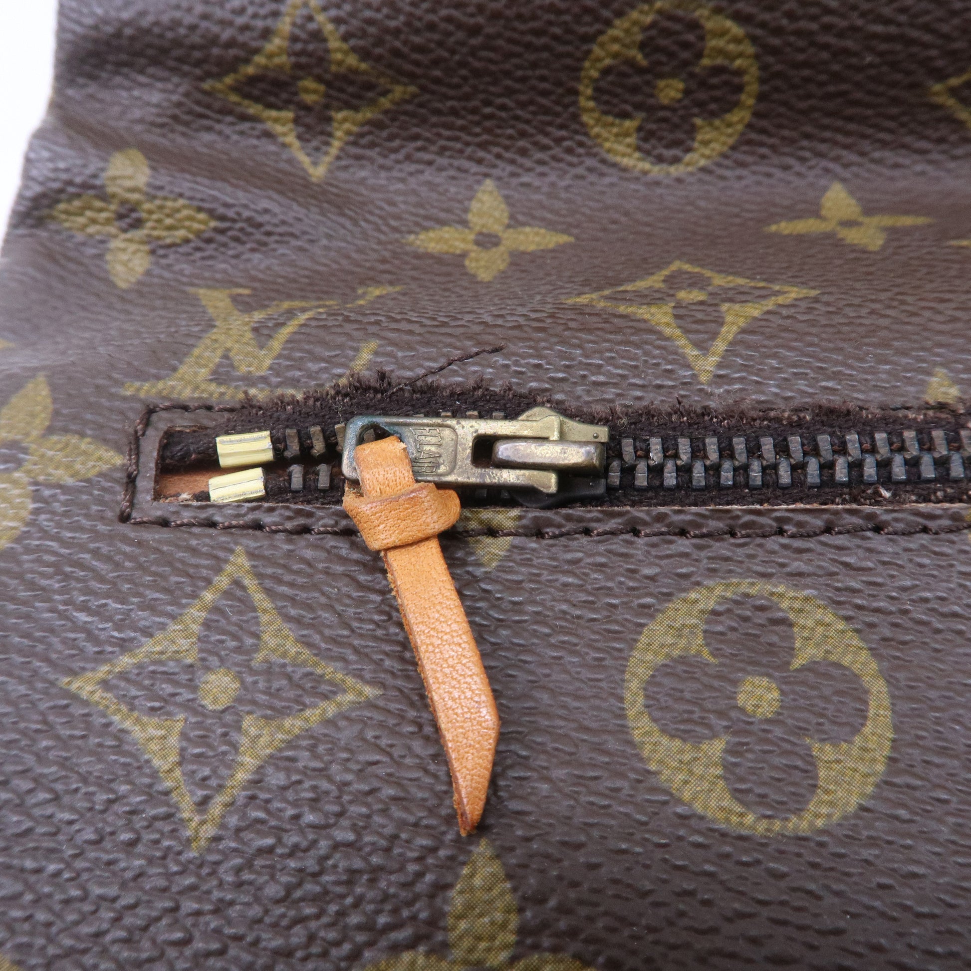 LOUIS VUITTON POCHETTE PLIANTE Vintage Clutch Bag Purse Monogram M51805  Brown