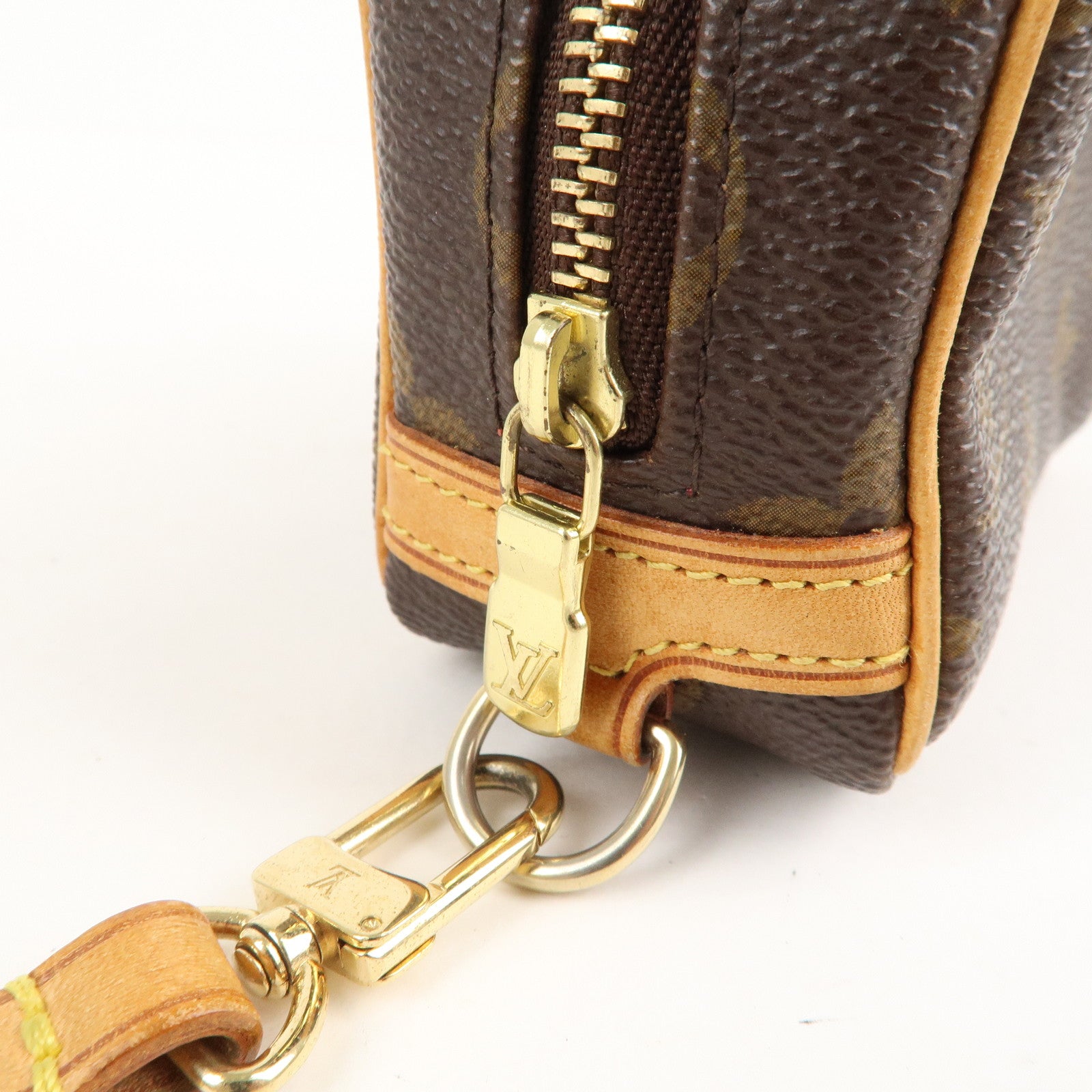 Louis-Vuitton-Monogram-Trousse-Wapity-Camera-Pouch-Brown-M58030 –  dct-ep_vintage luxury Store