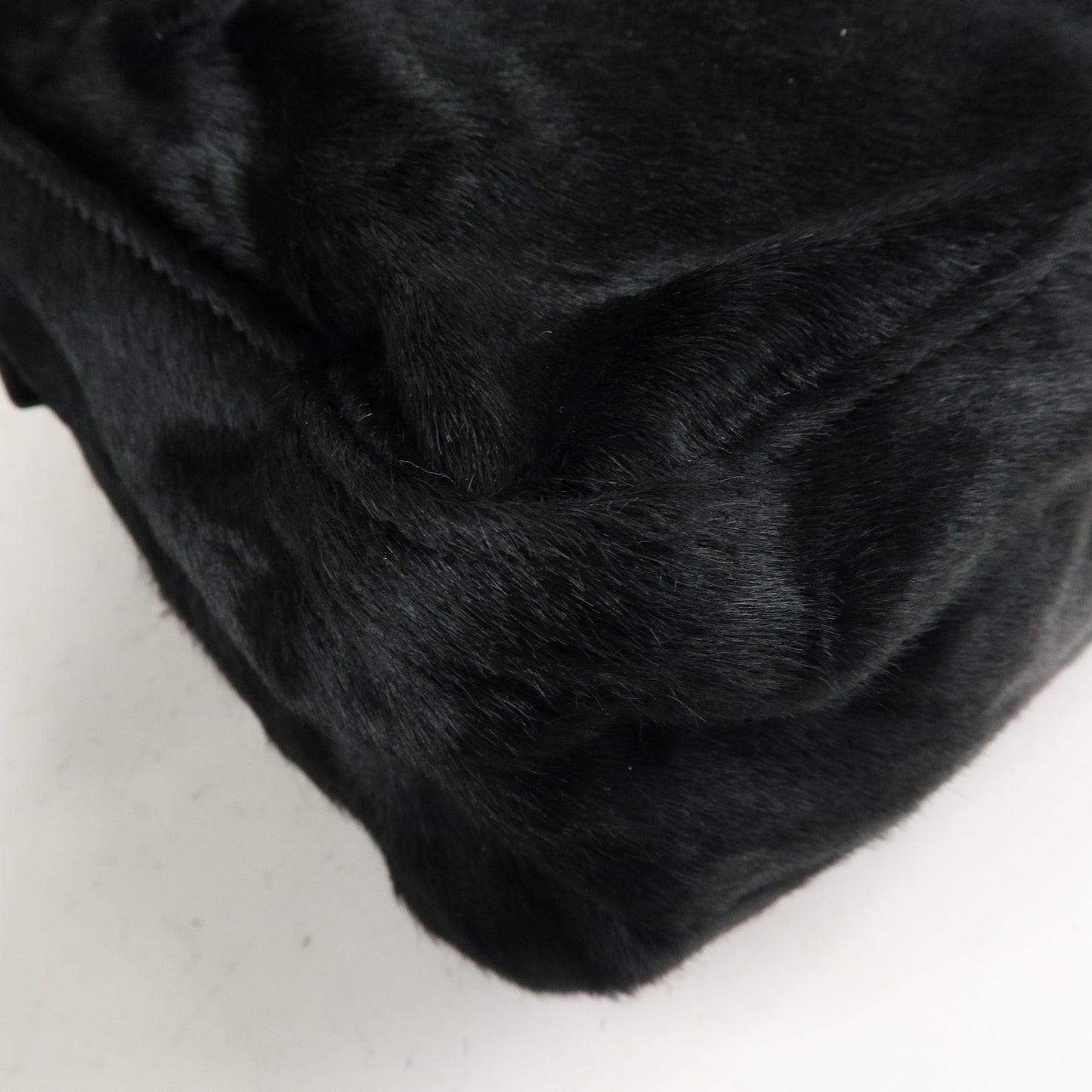 FENDI Mamma Baguette Unborn Calf Leather Shoulder Bag Bleck 26325