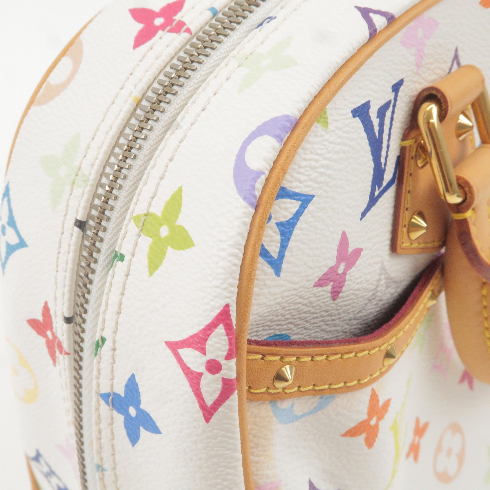 Papillon 26, Used & Preloved Louis Vuitton Handbag