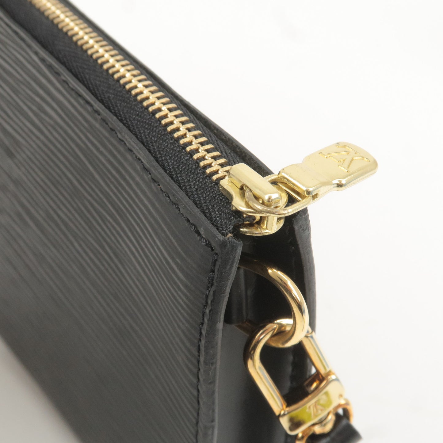 Louis Vuitton Epi Pochette Accessoires Pouch Noir M529472