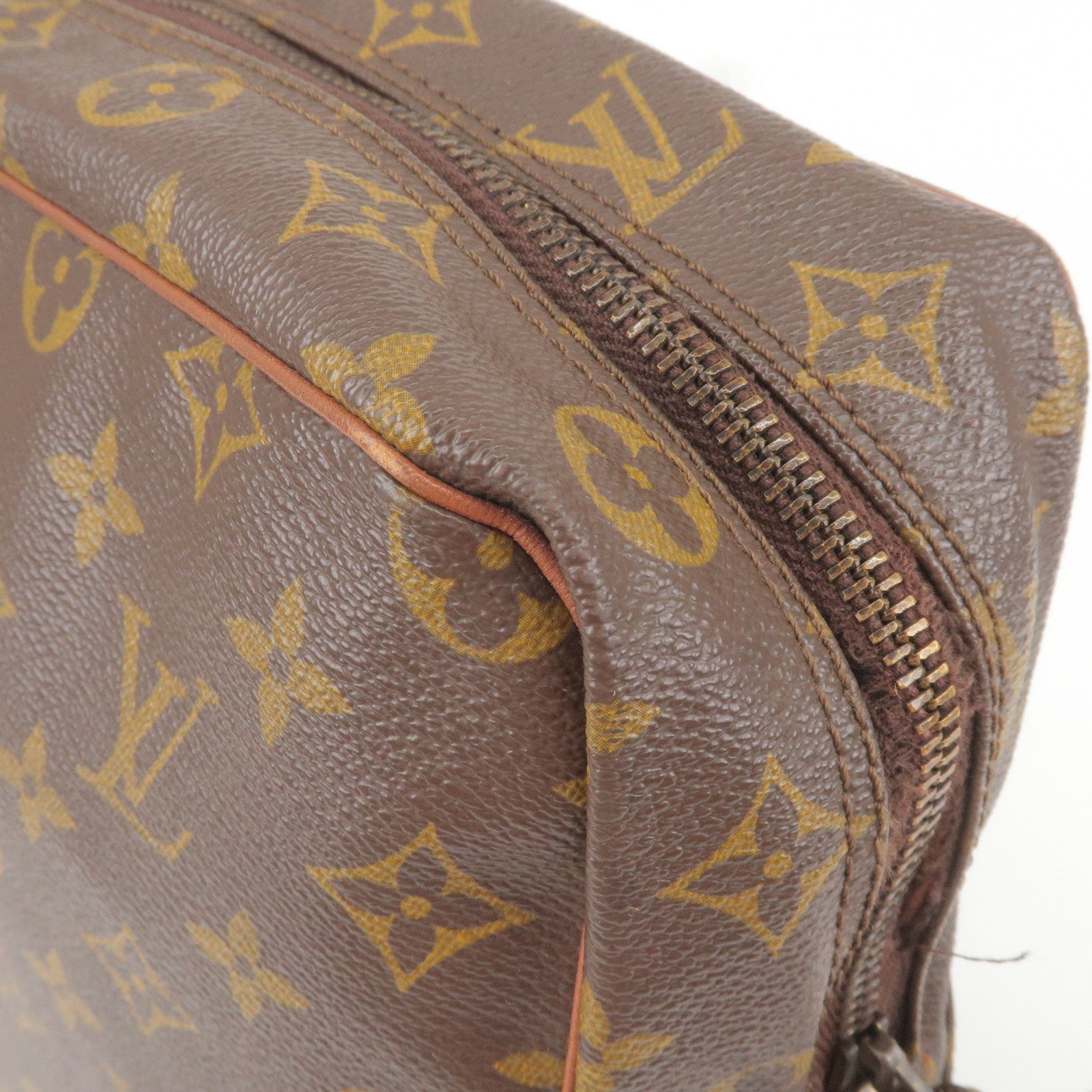 Marceau messenger leather handbag Louis Vuitton Brown in Leather