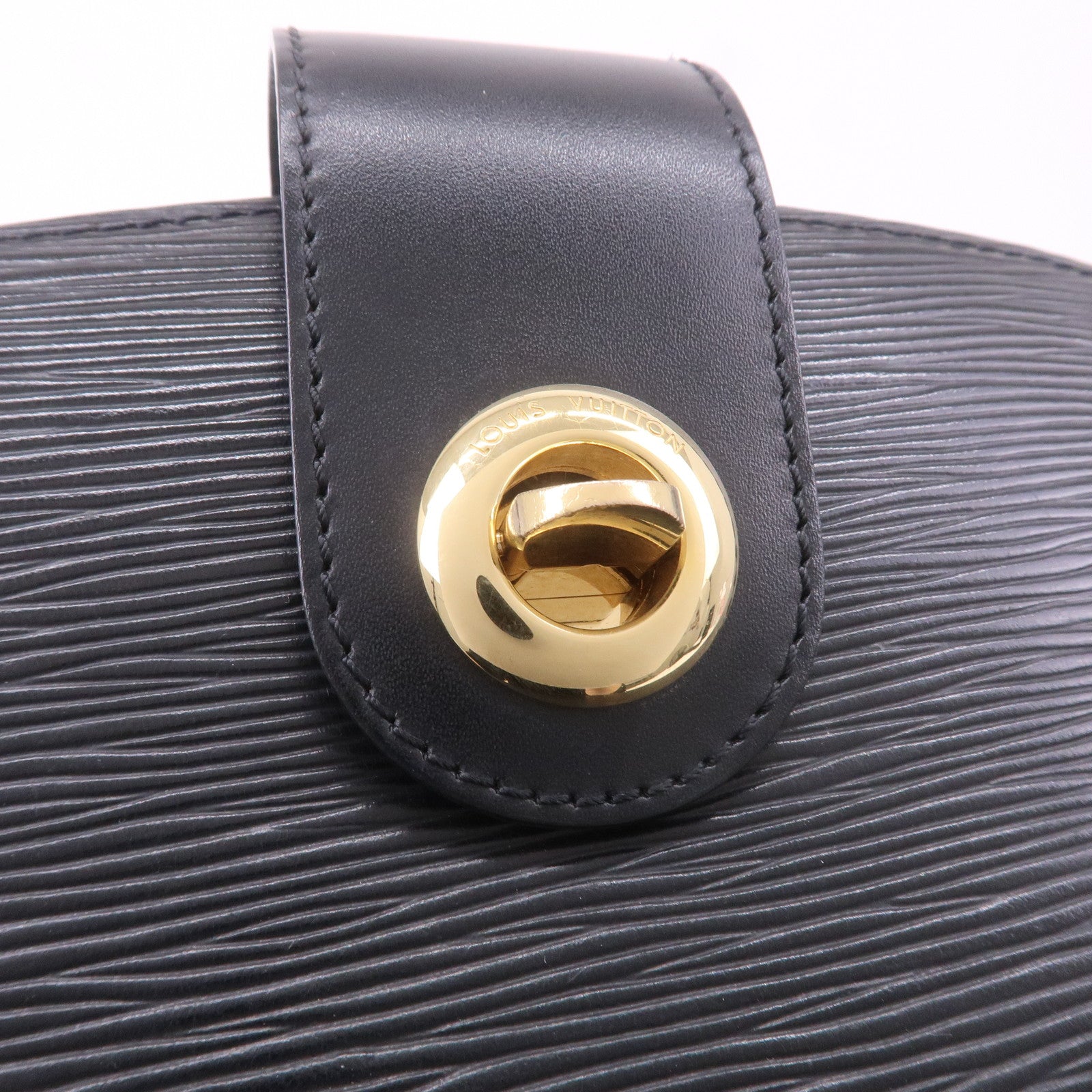 Louis-Vuitton-Epi-Cluny-Shoulder-Bag-Black-Noir-M52252 – dct 