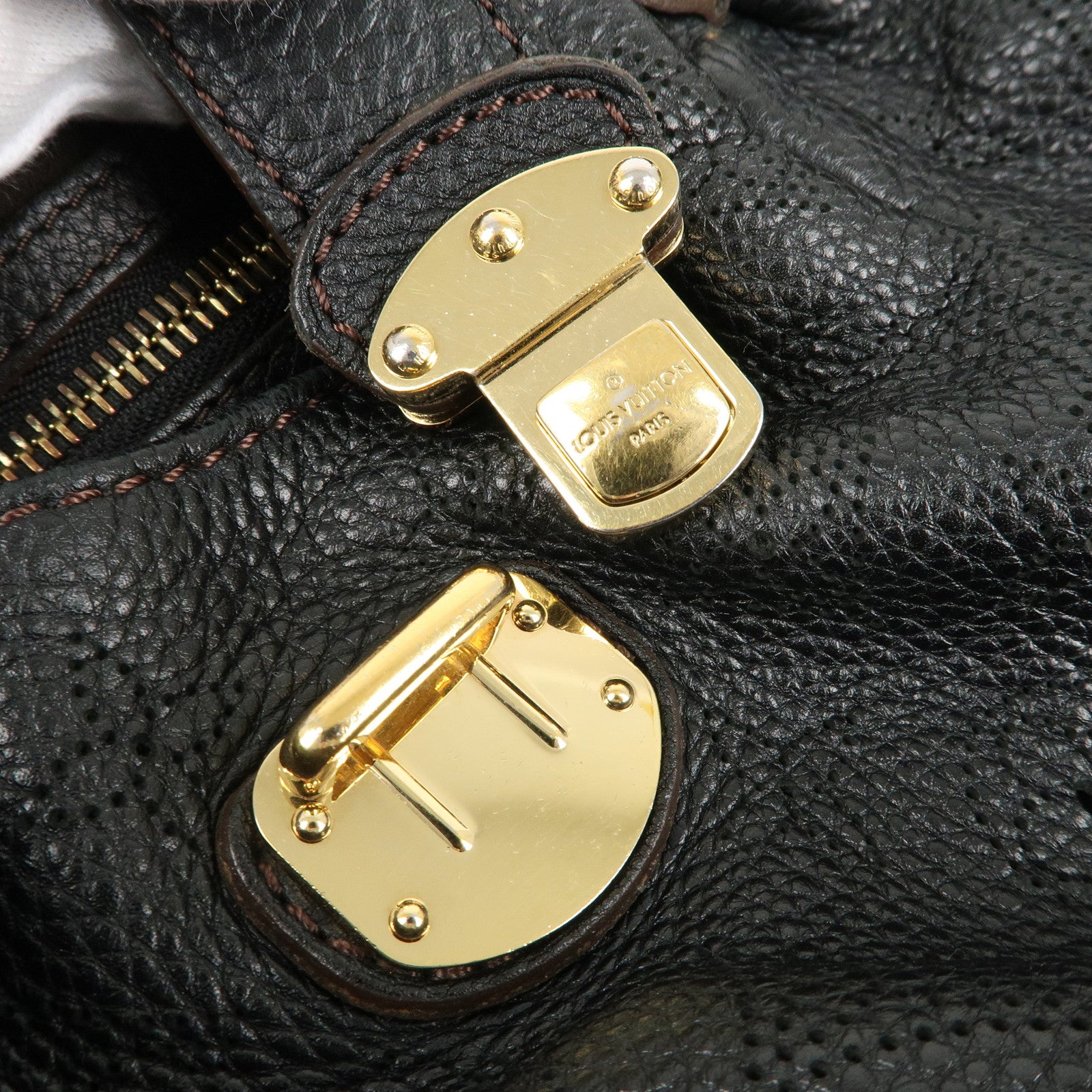 vuitton monogram mahina leather bag
