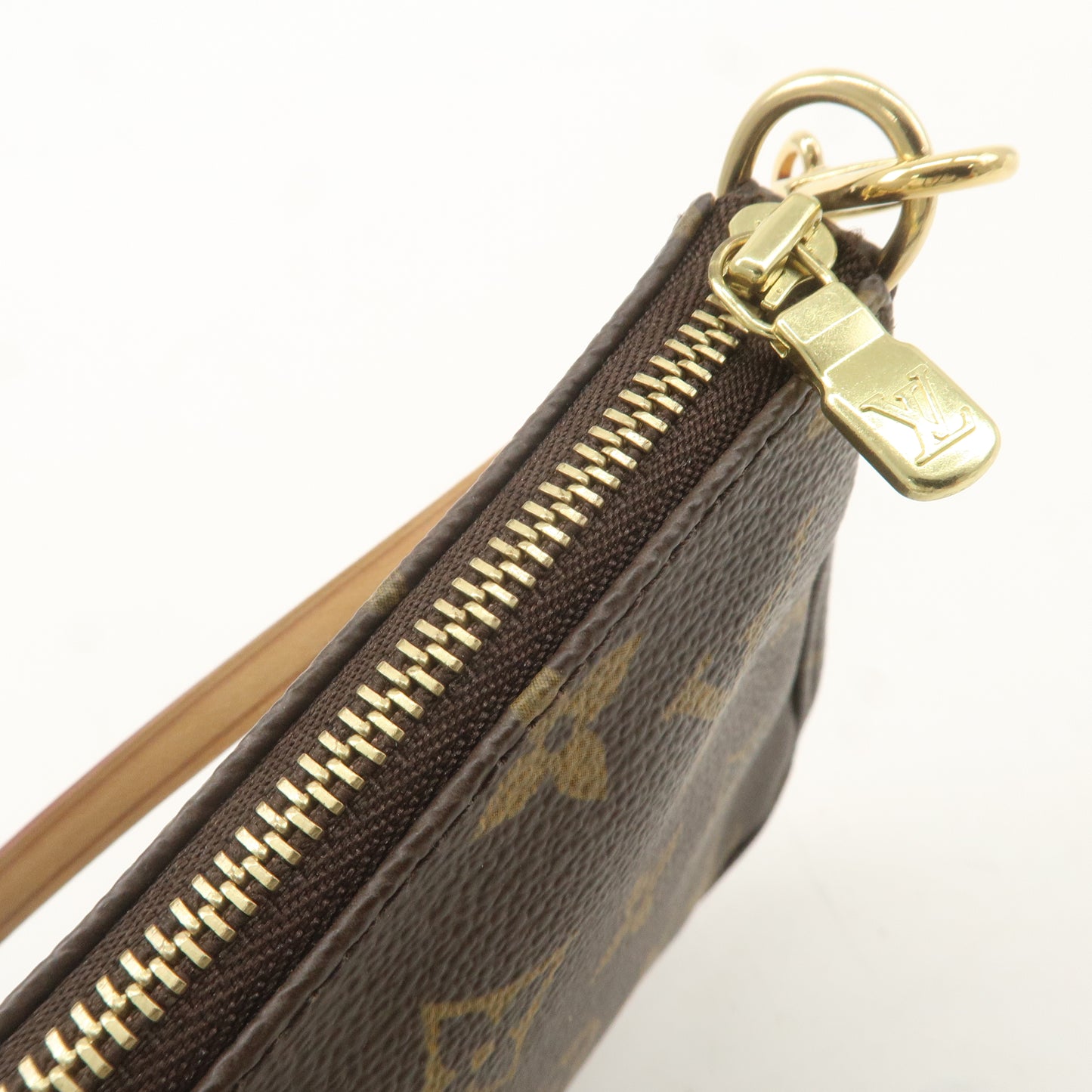 Louis Vuitton Monogram Pochette Accessoires Pouch M51980