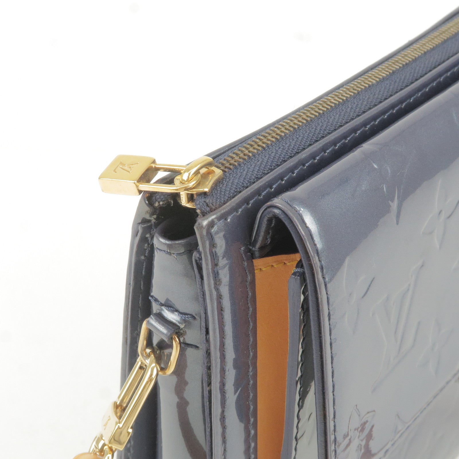 Louis Vuitton Mott Shoulder Bag Silver Leather Monogram Vernis