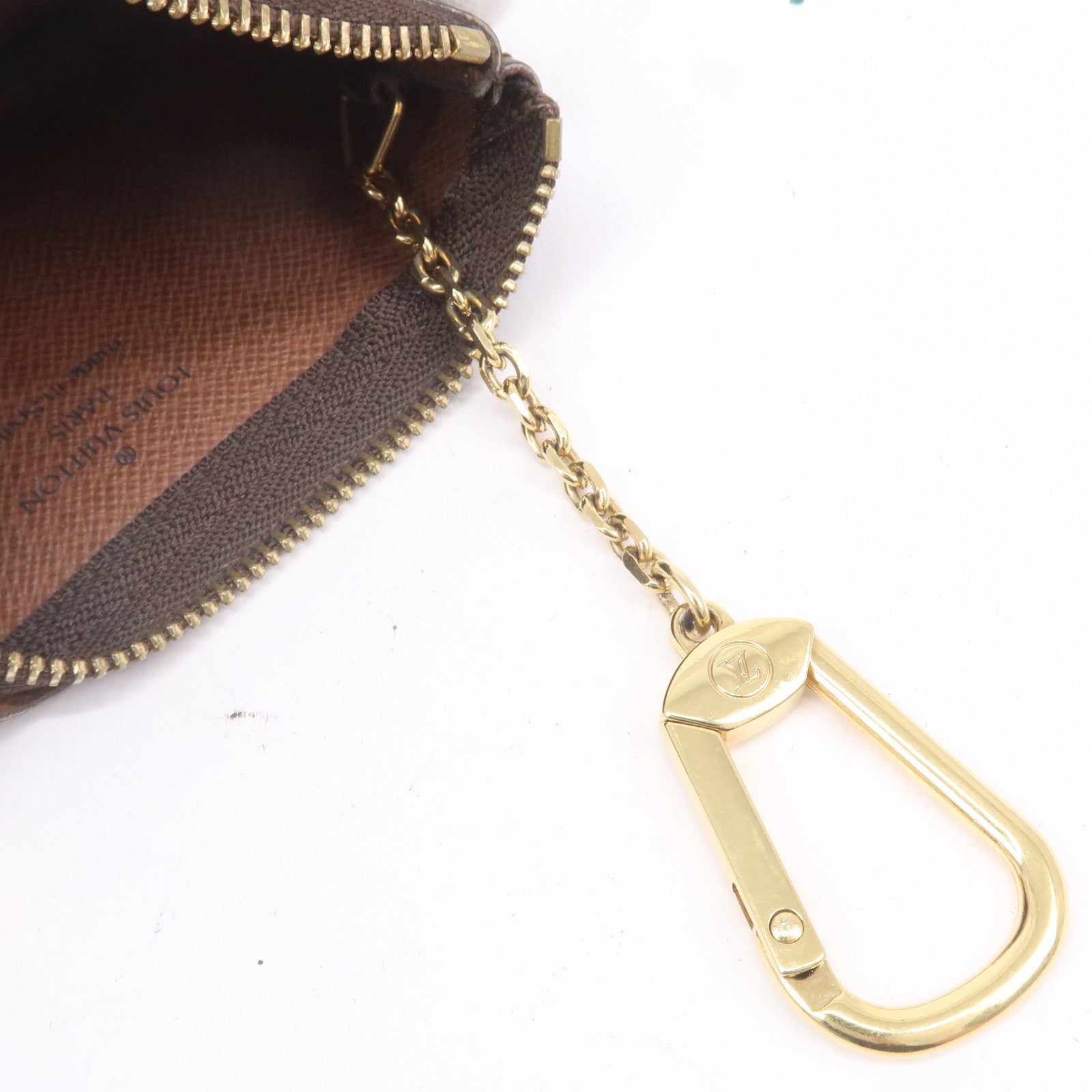 Louis Vuitton key chain pouch real VS fake
