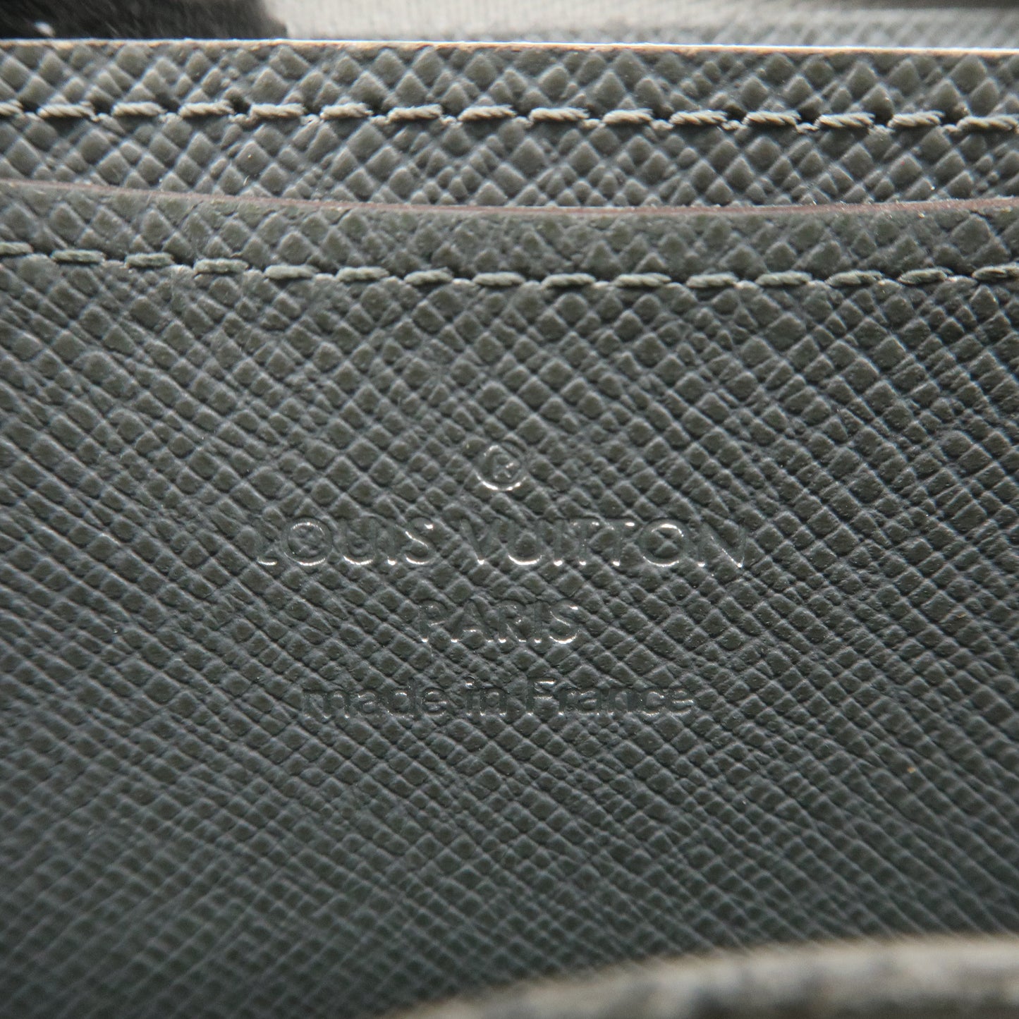 Louis Vuitton Taiga Zippy Coin Purse Coin Case Gray M32617