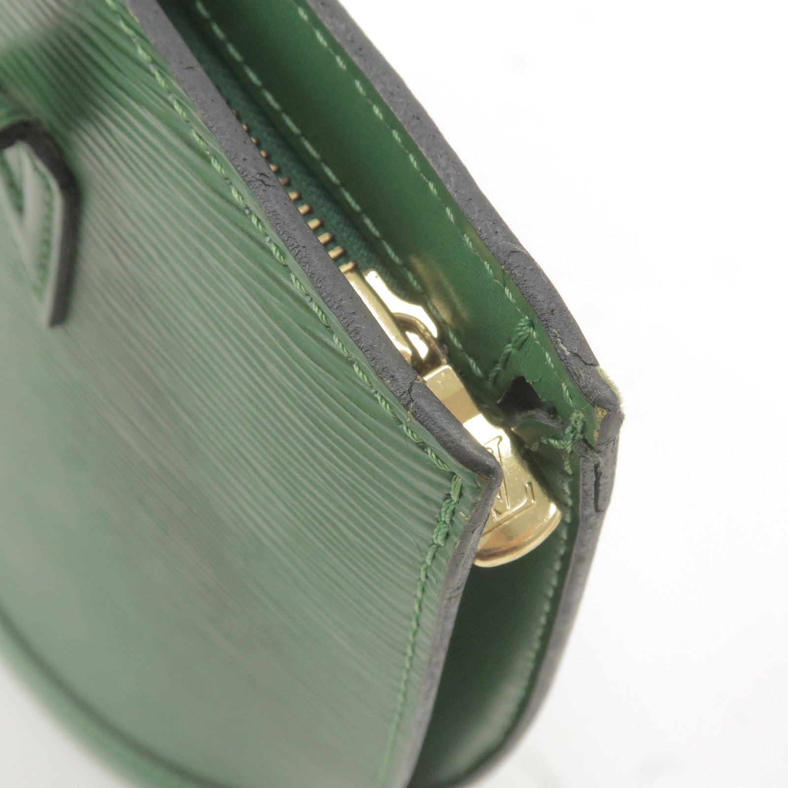Louis-Vuitton-Epi-Saint-Jacques-Shoulder-Bag-Borneo-Green-M52334 –  dct-ep_vintage luxury Store