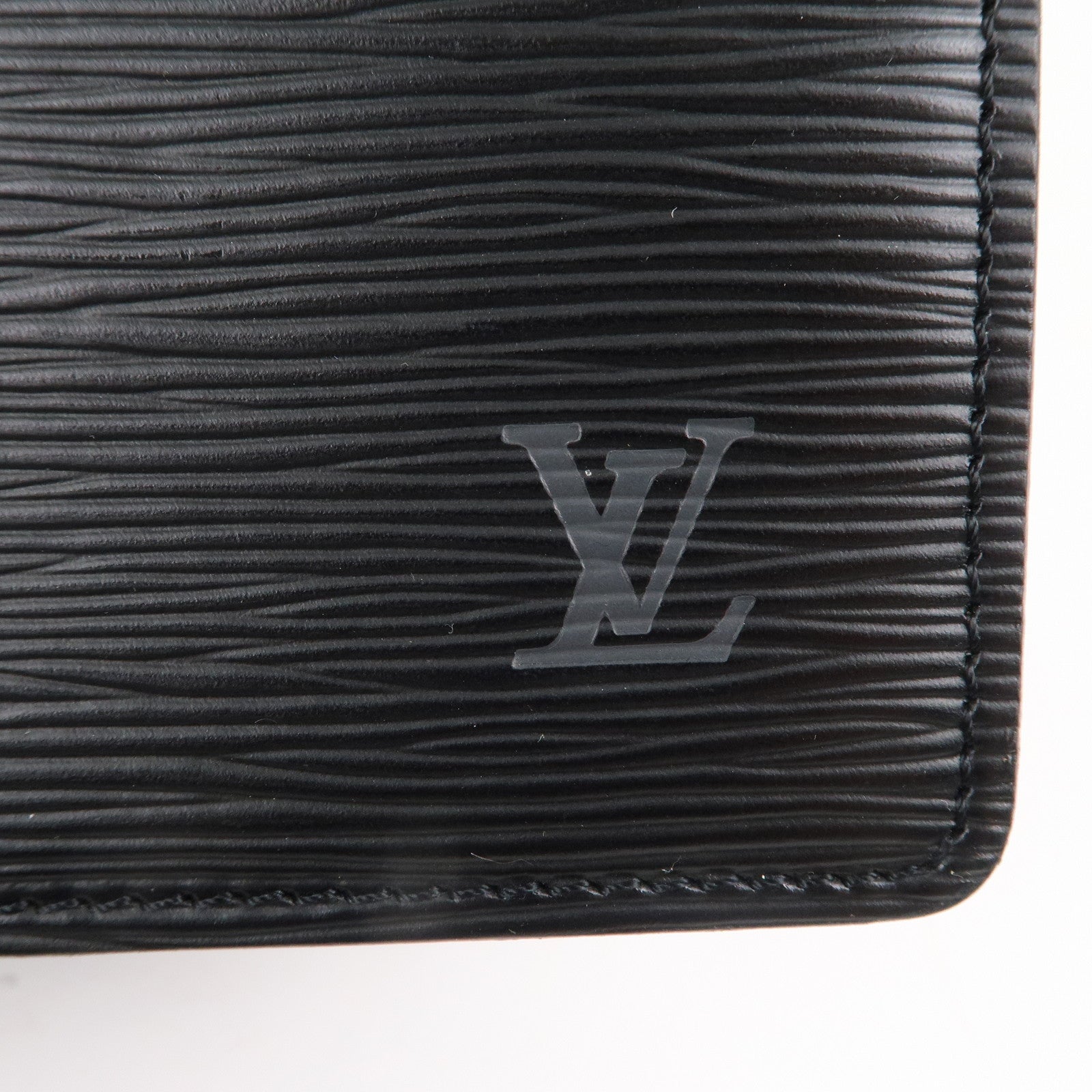 Louis Vuitton, Bags, Louis Vuitton Riviera Green Epi Wallet Included