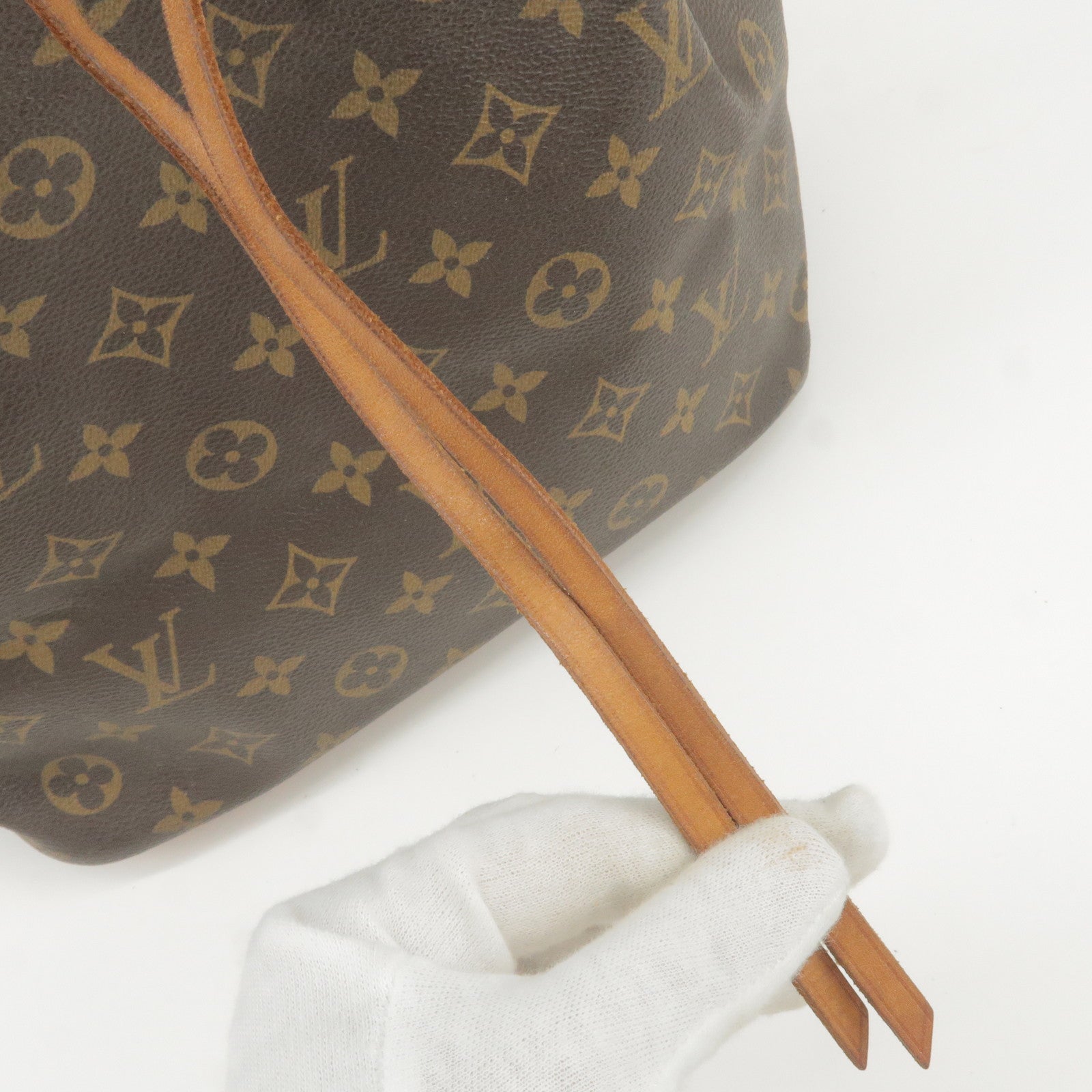 Louis Vuitton, Bags, Authentic Louis Vuitton Noe Pm Shoulder Bag Monogr