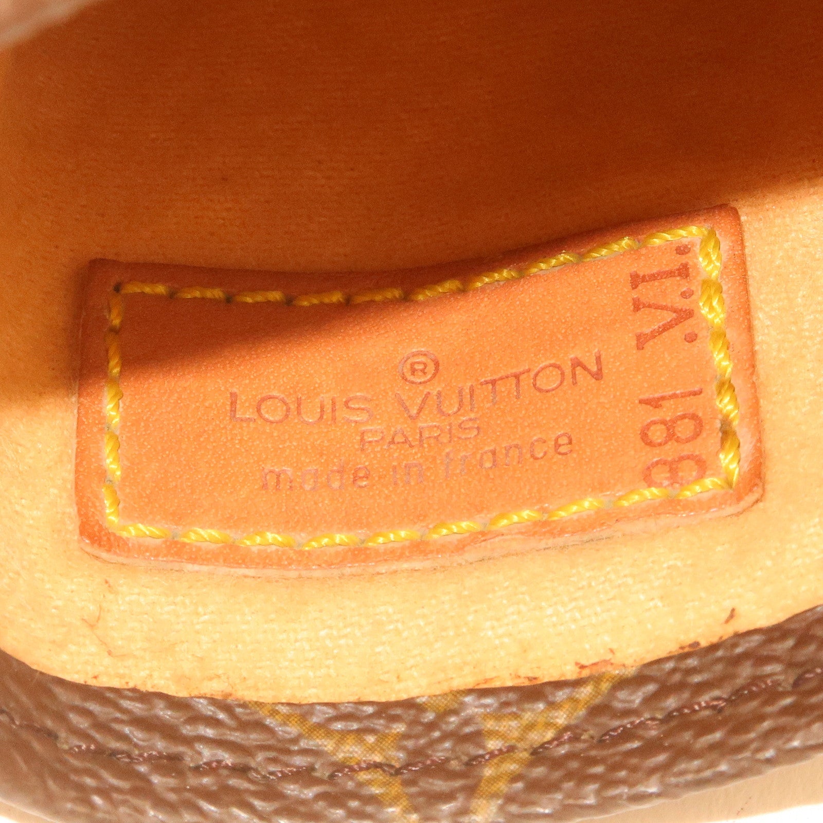Louis-Vuitton-Monogram-Protege-Bois-Golf-Club-Cover-No.-1-M58241